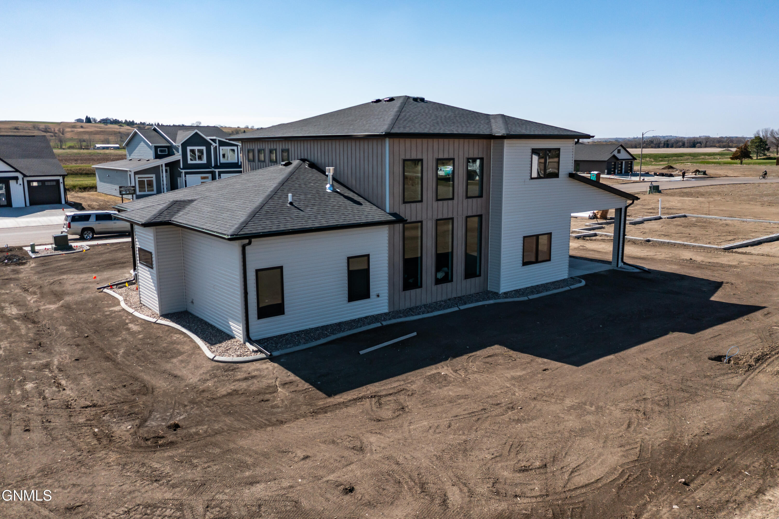 2415 Dutton Circle SE, Mandan