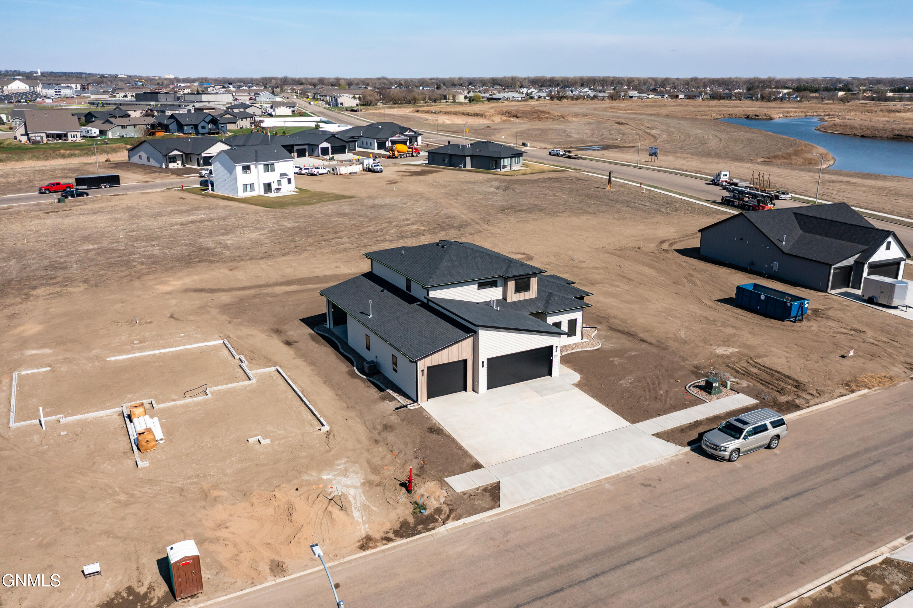 2415 Dutton Circle SE, Mandan