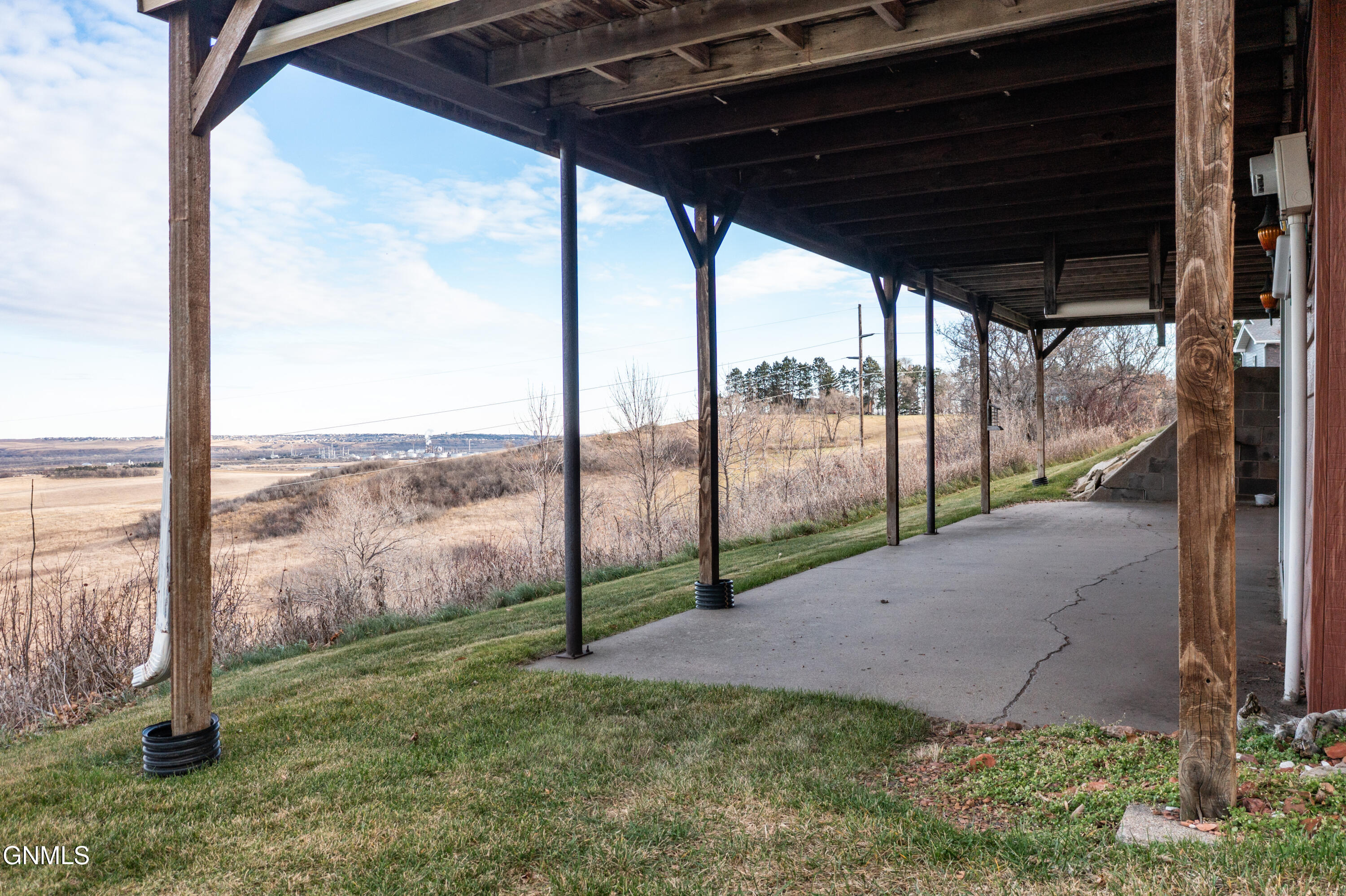 4004 Old Red Trail NW