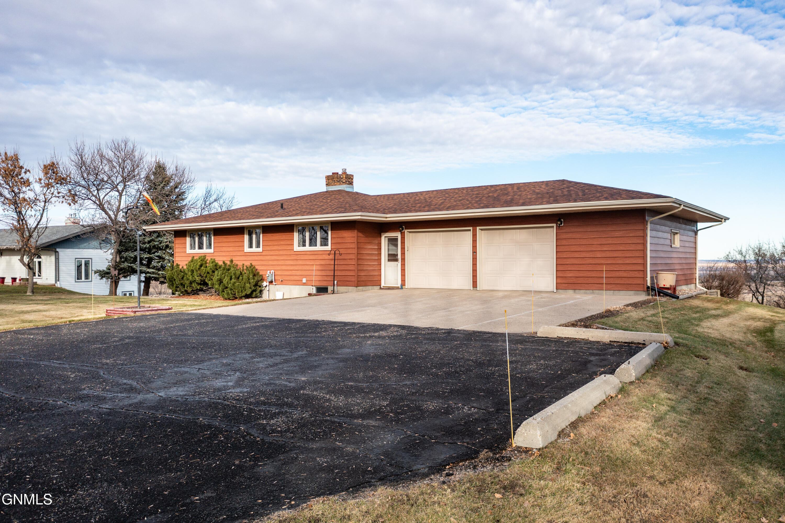 4004 Old Red Trail NW