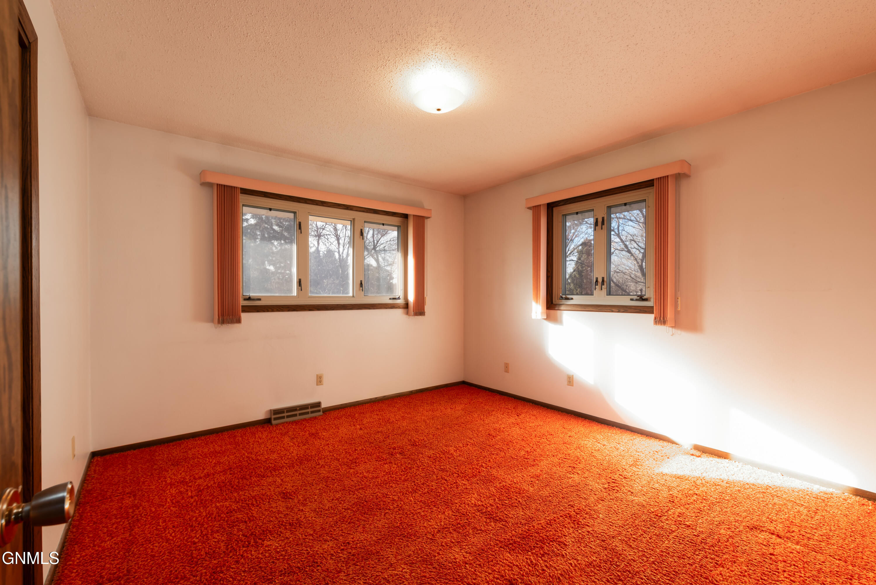 4004 Old Red Trail NW