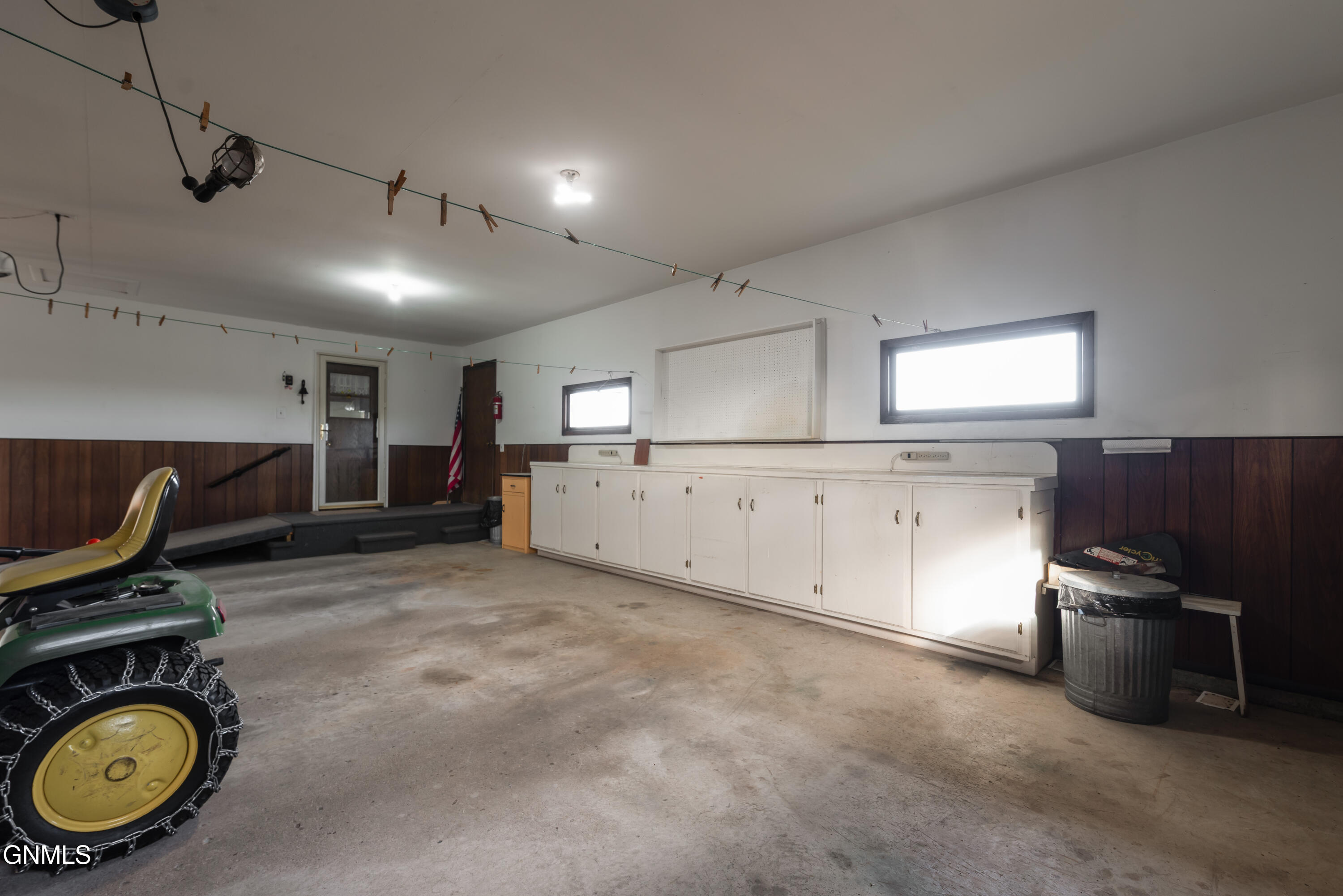 4004 Old Red Trail NW