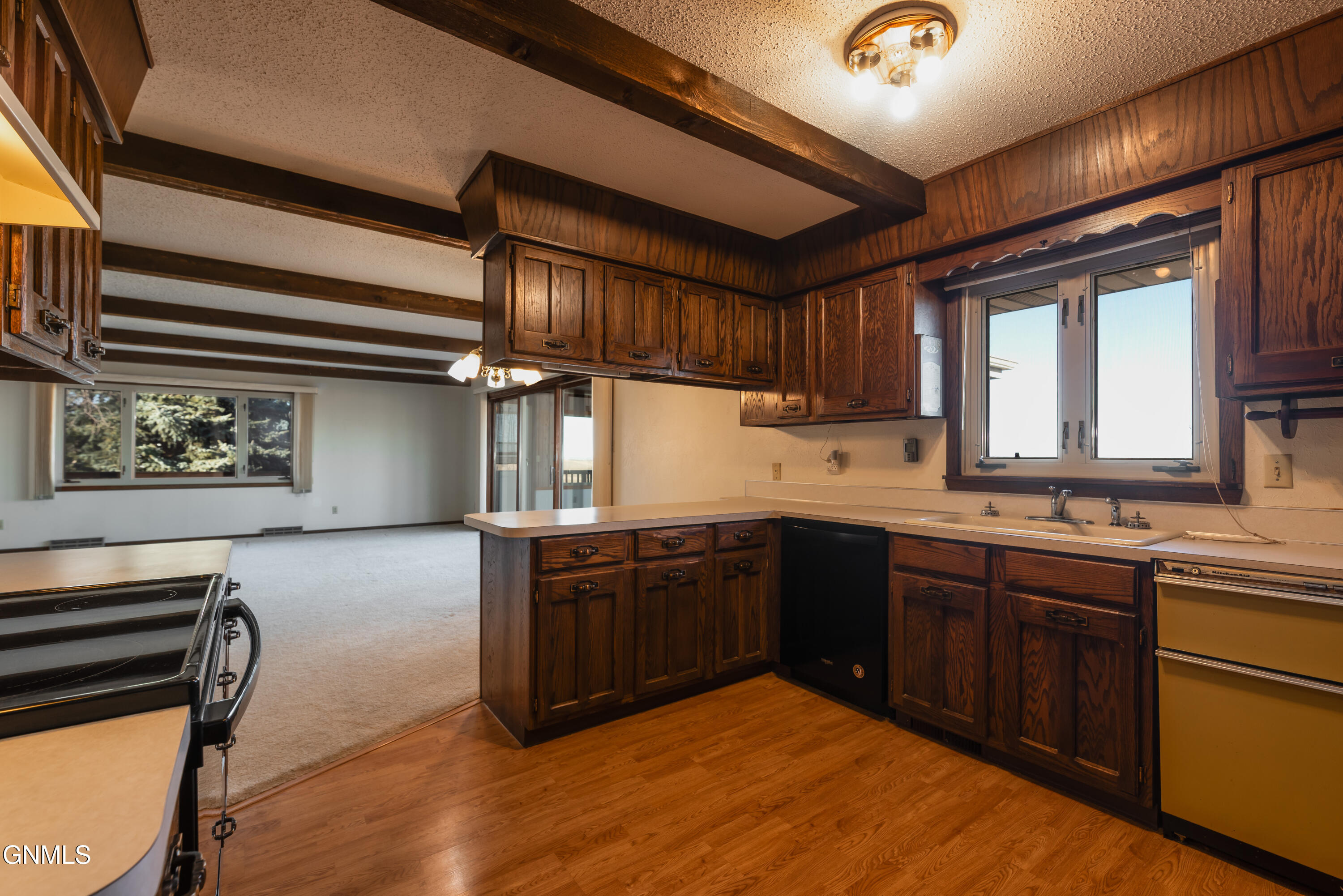 4004 Old Red Trail NW