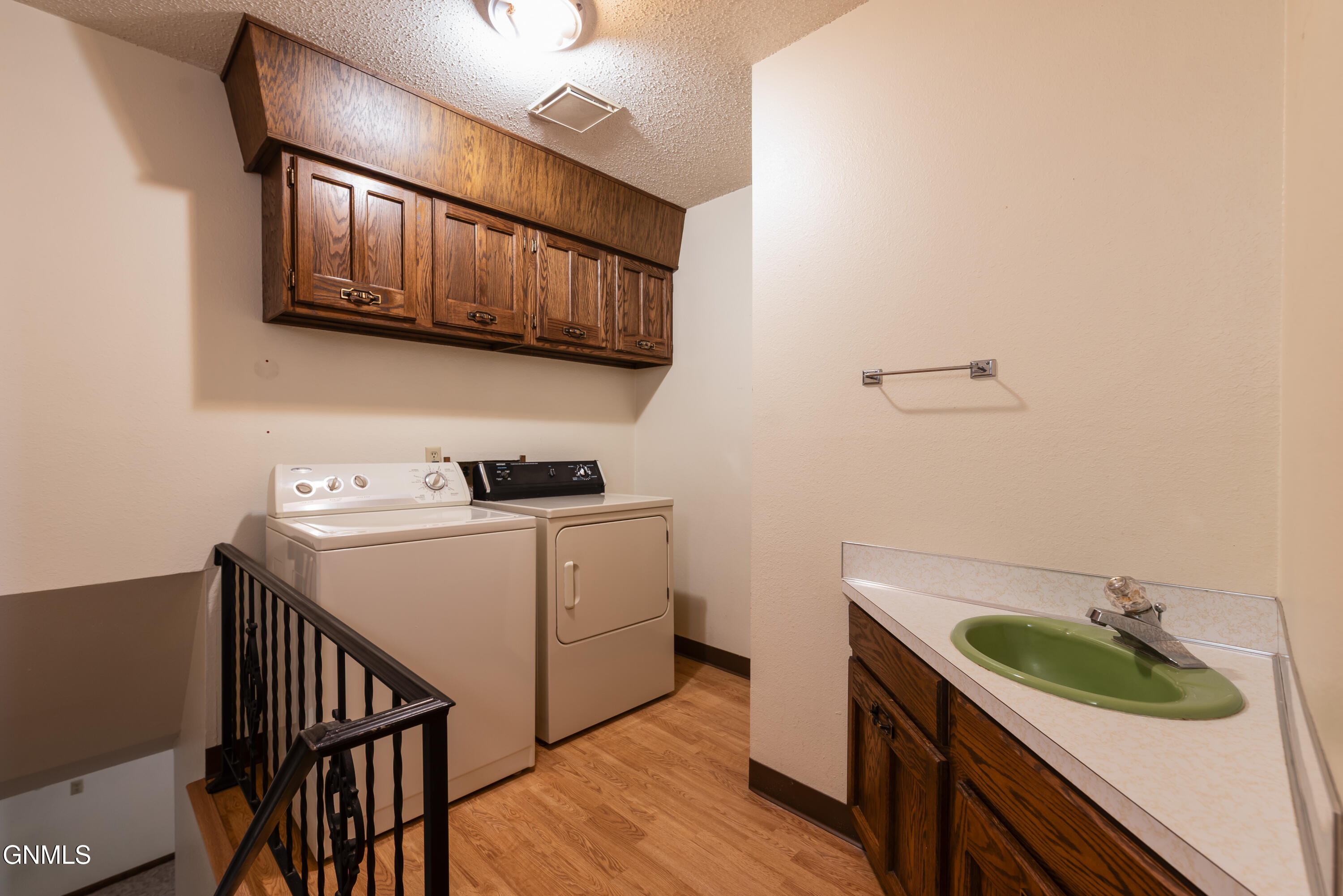 4004 Old Red Trail NW