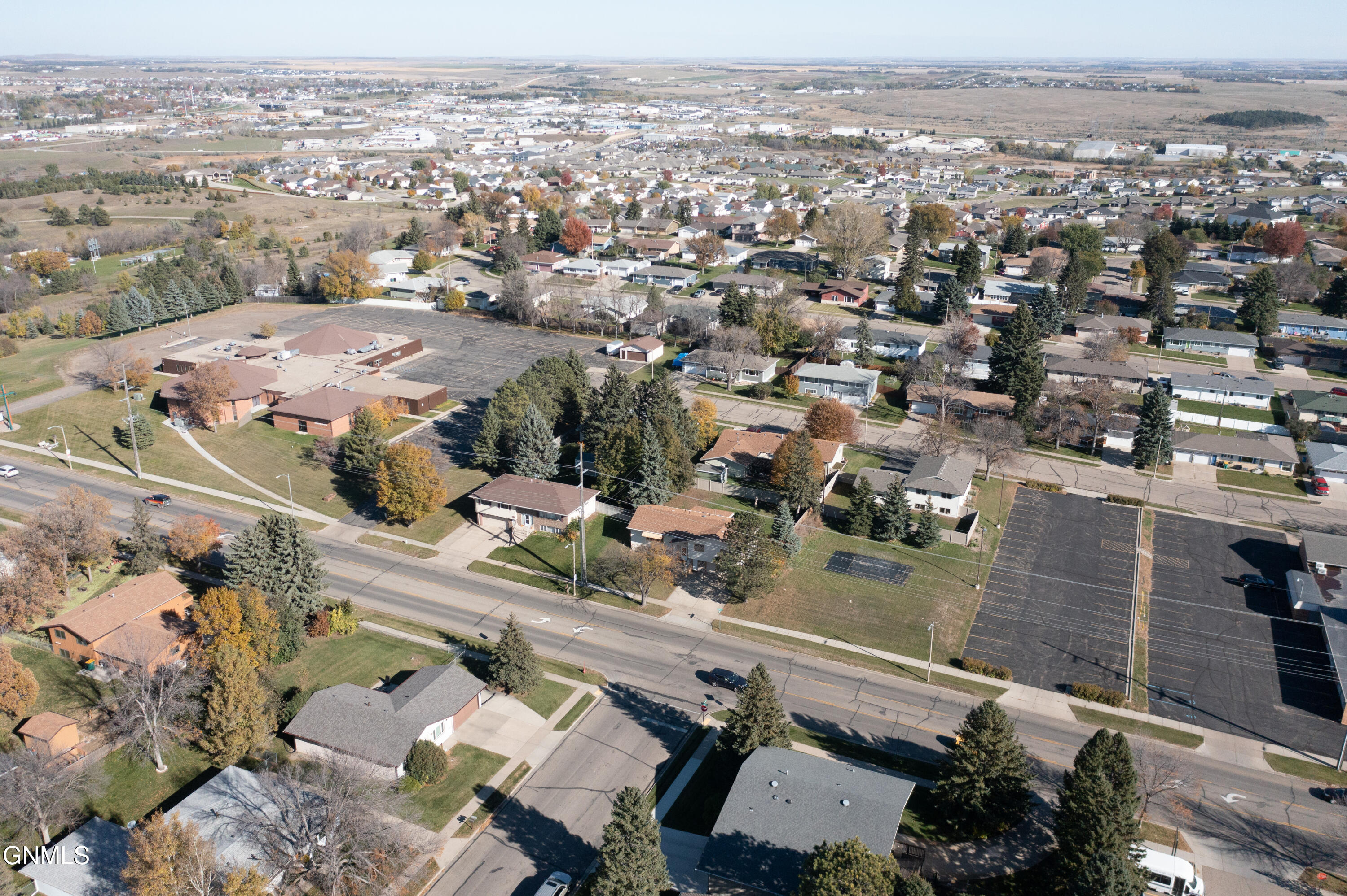 1135 N 26th Street N