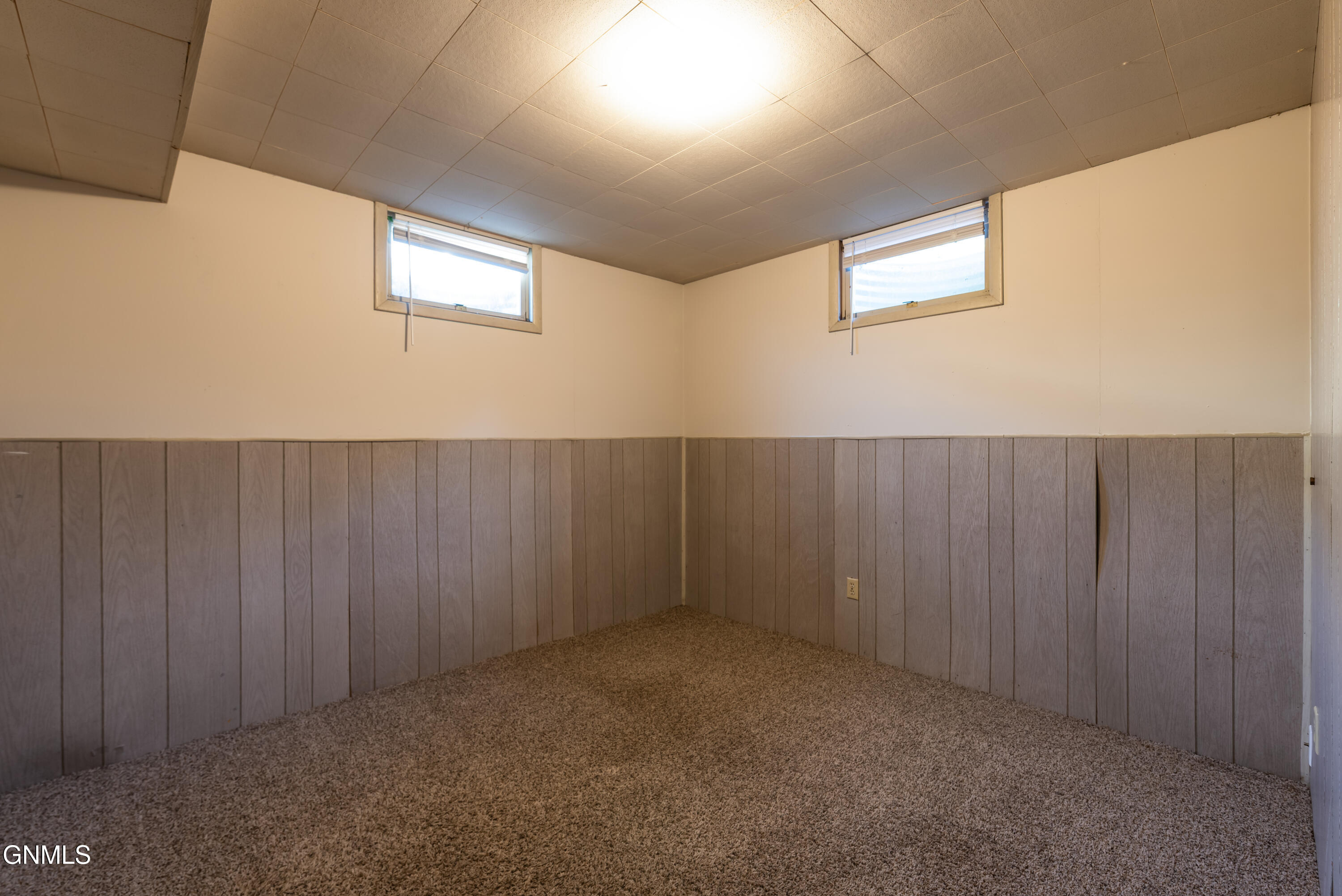 1135 N 26th Street N