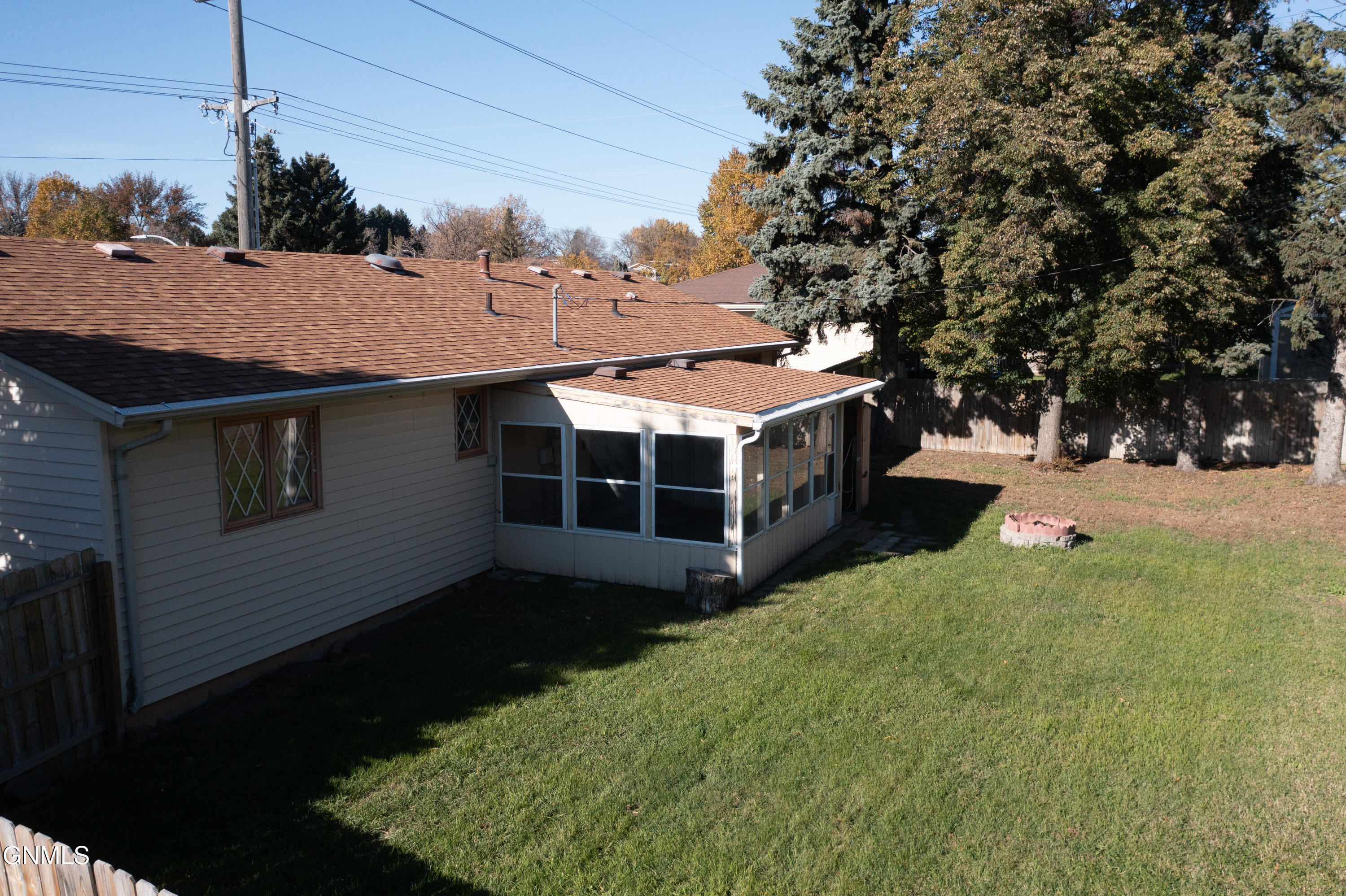 1135 N 26th Street N