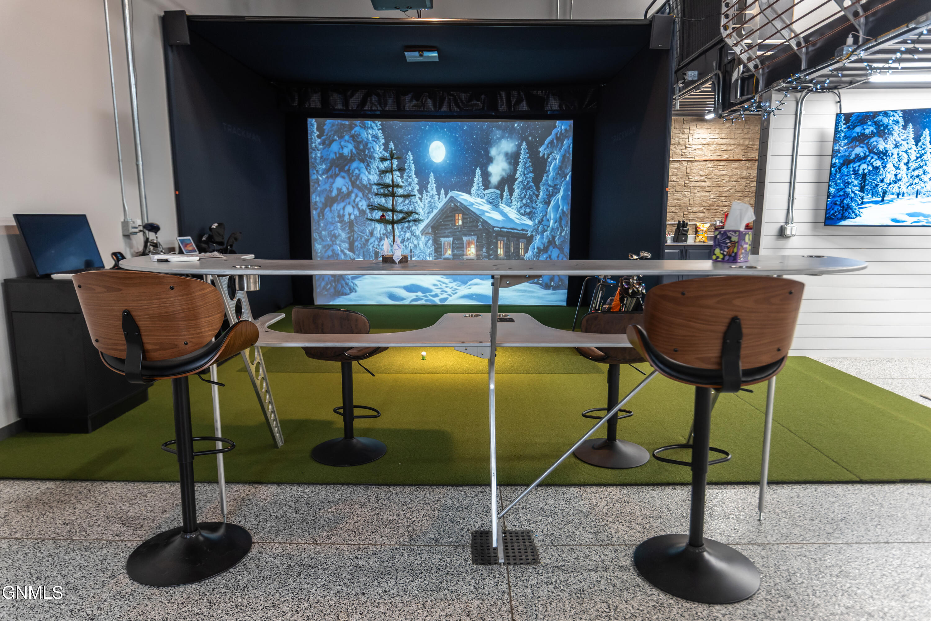 3860 21st Street SE, 109