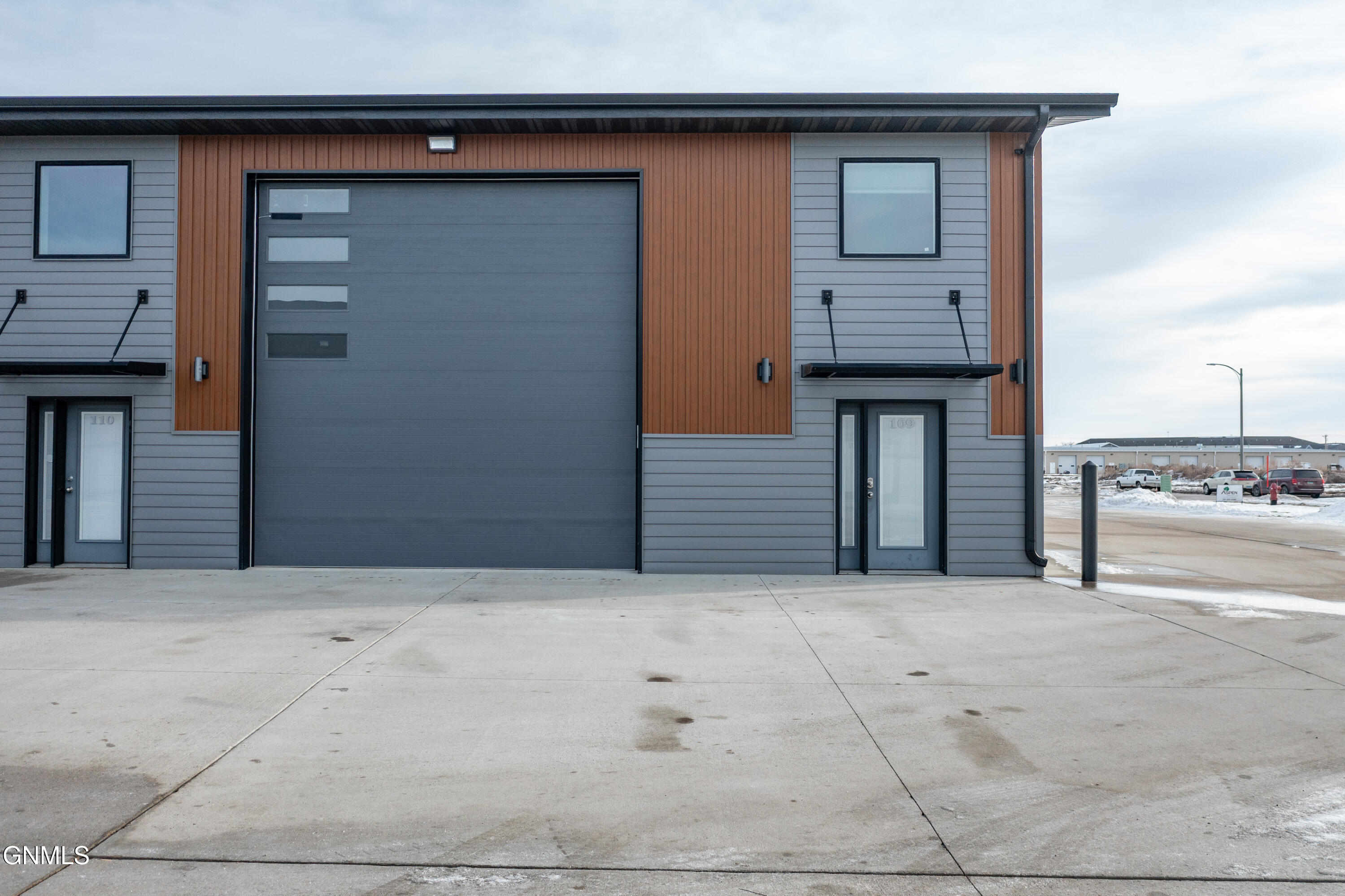 3860 21st Street SE, 109