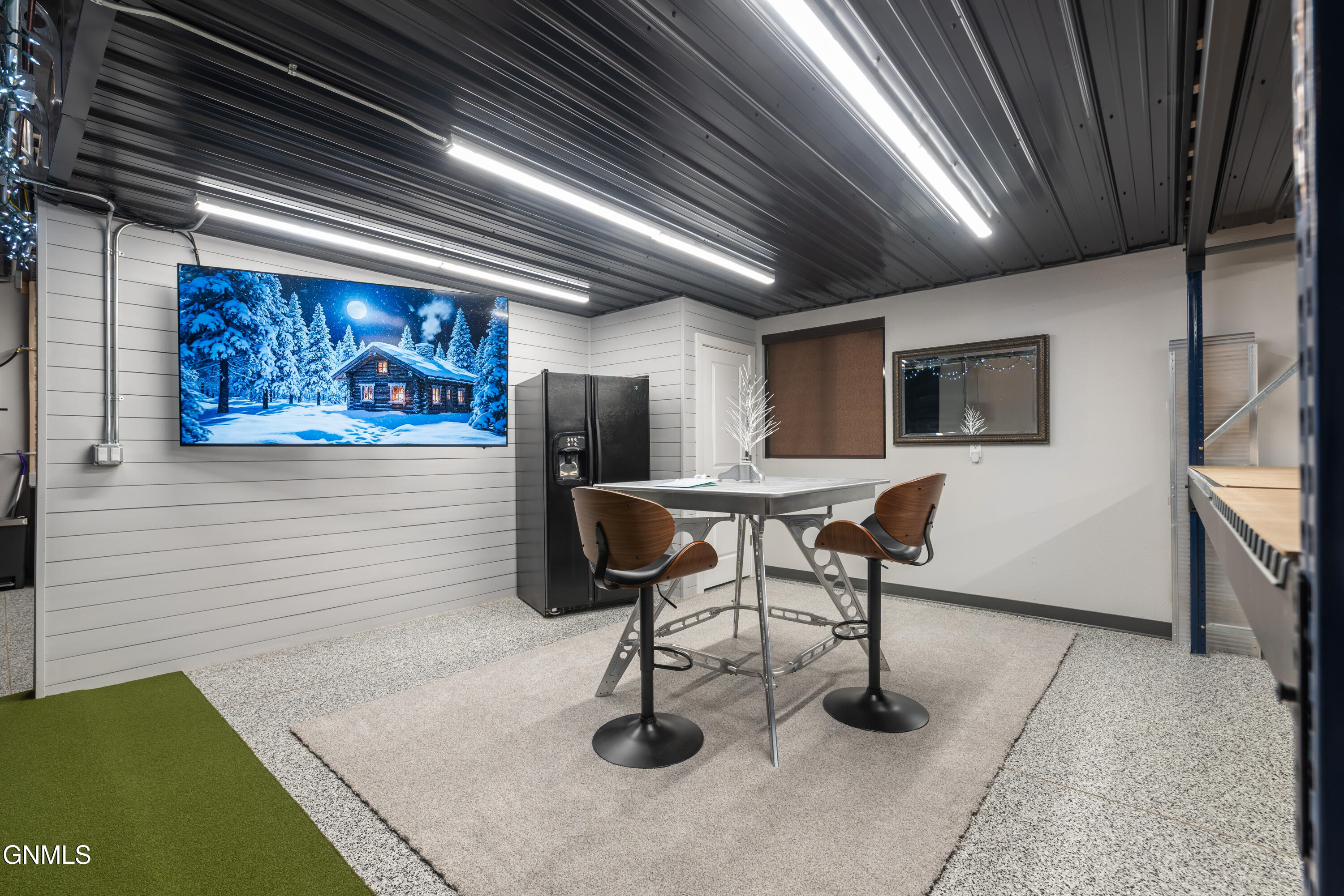 3860 21st Street SE, 109