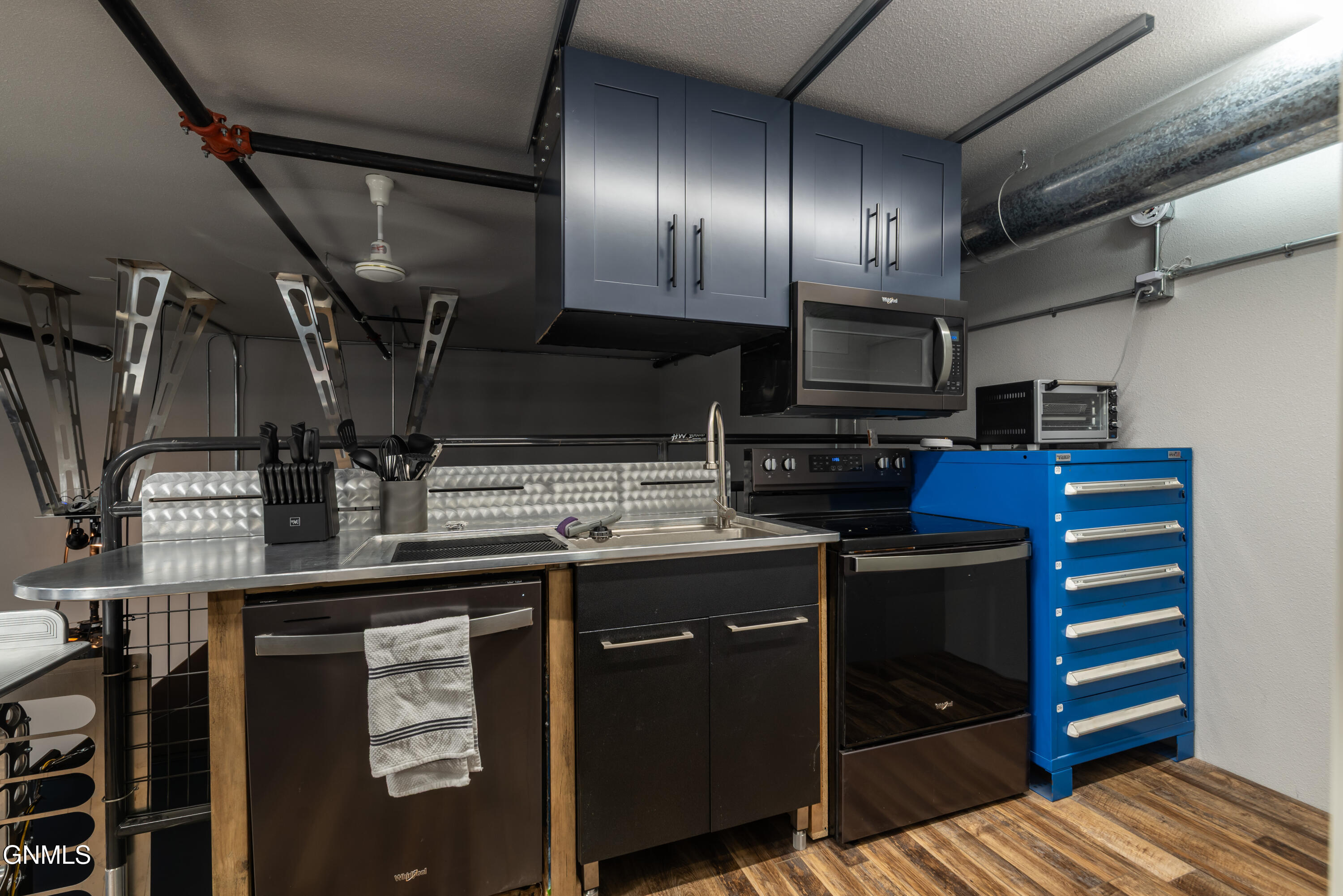 3860 21st Street SE, 109