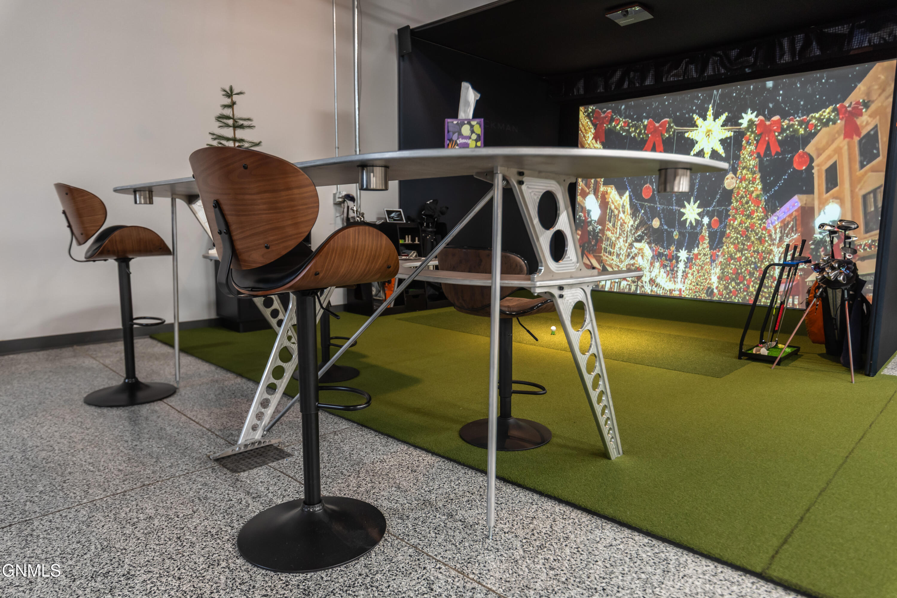 3860 21st Street SE, 109