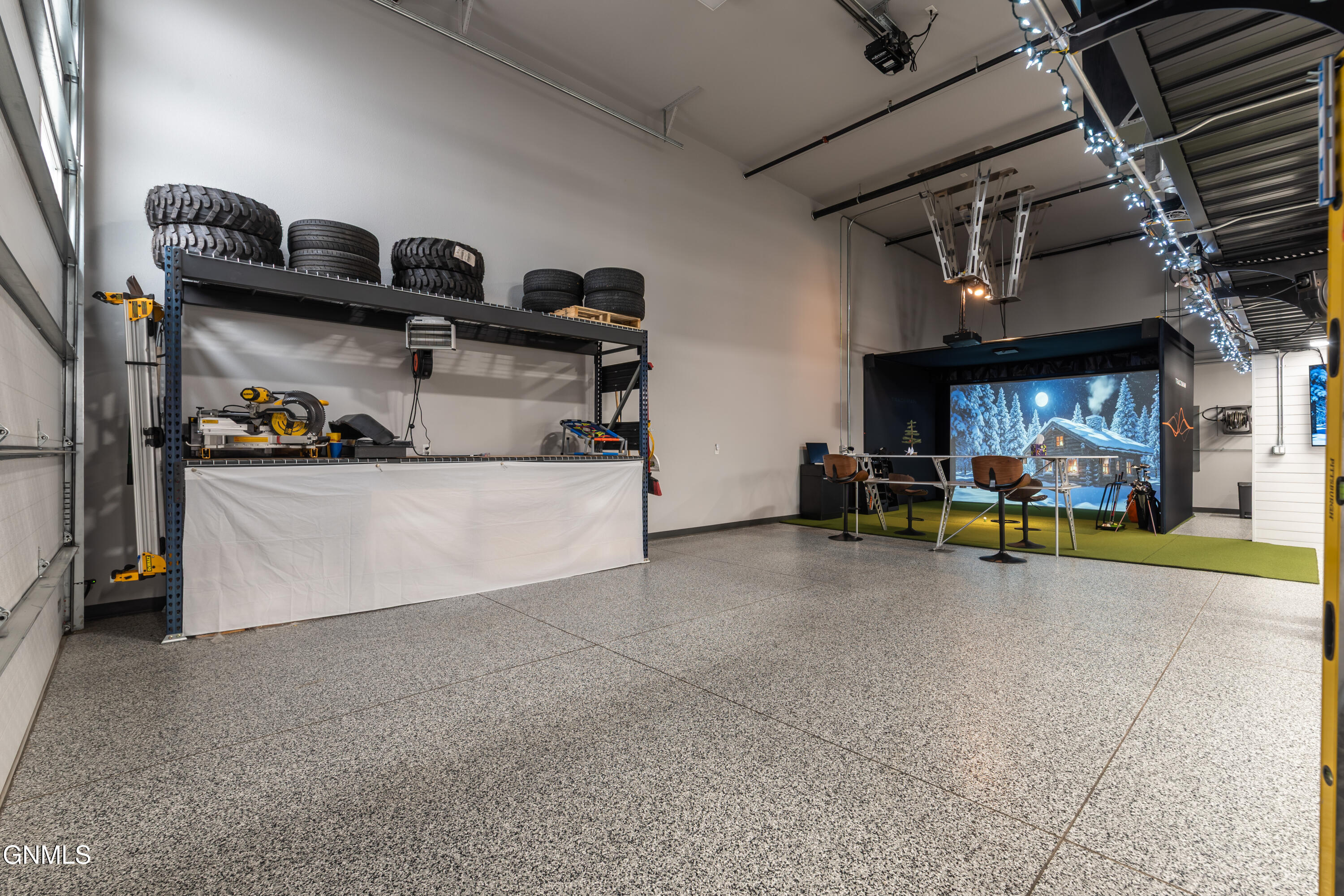 3860 21st Street SE, 109