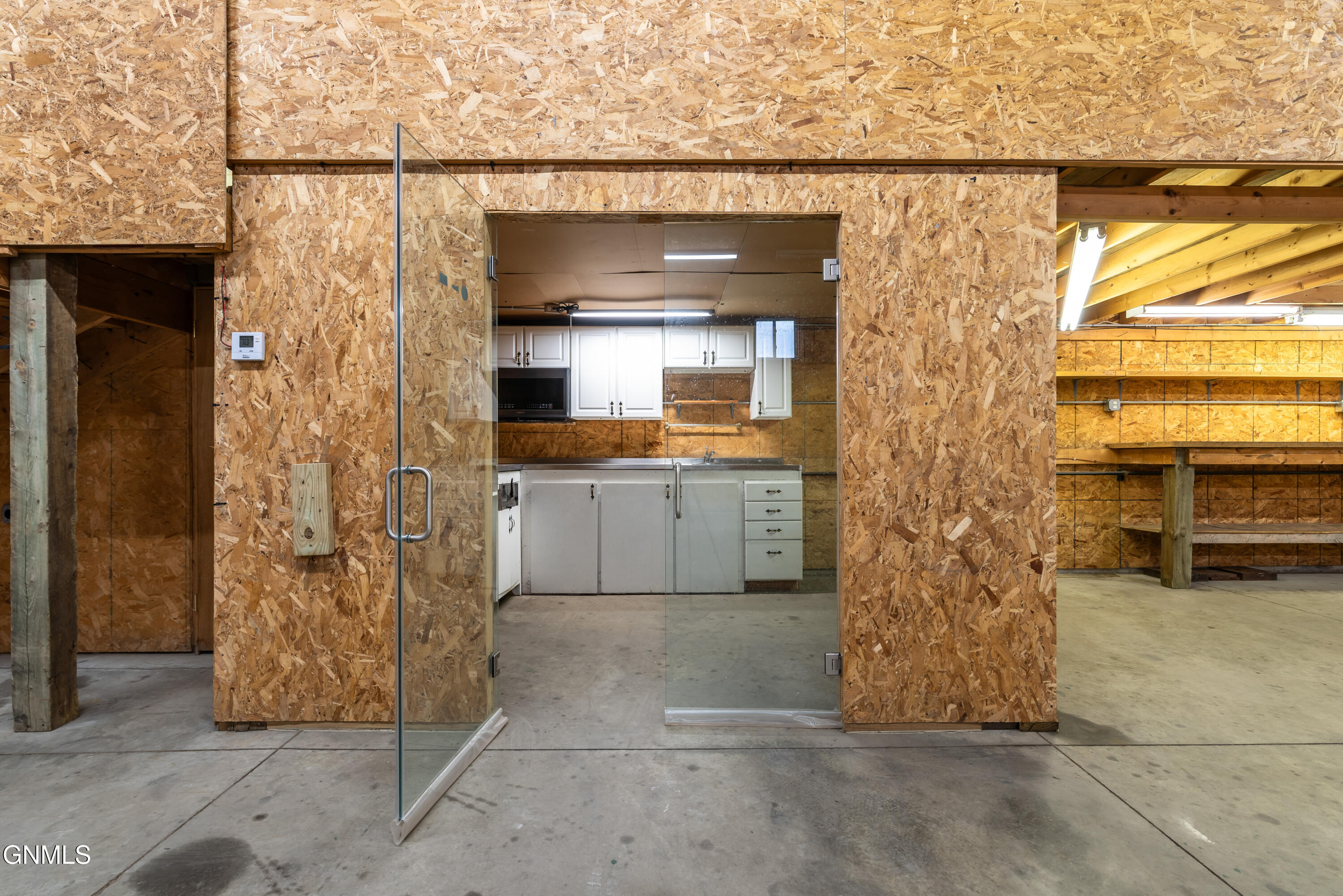 2401 Morrison Avenue