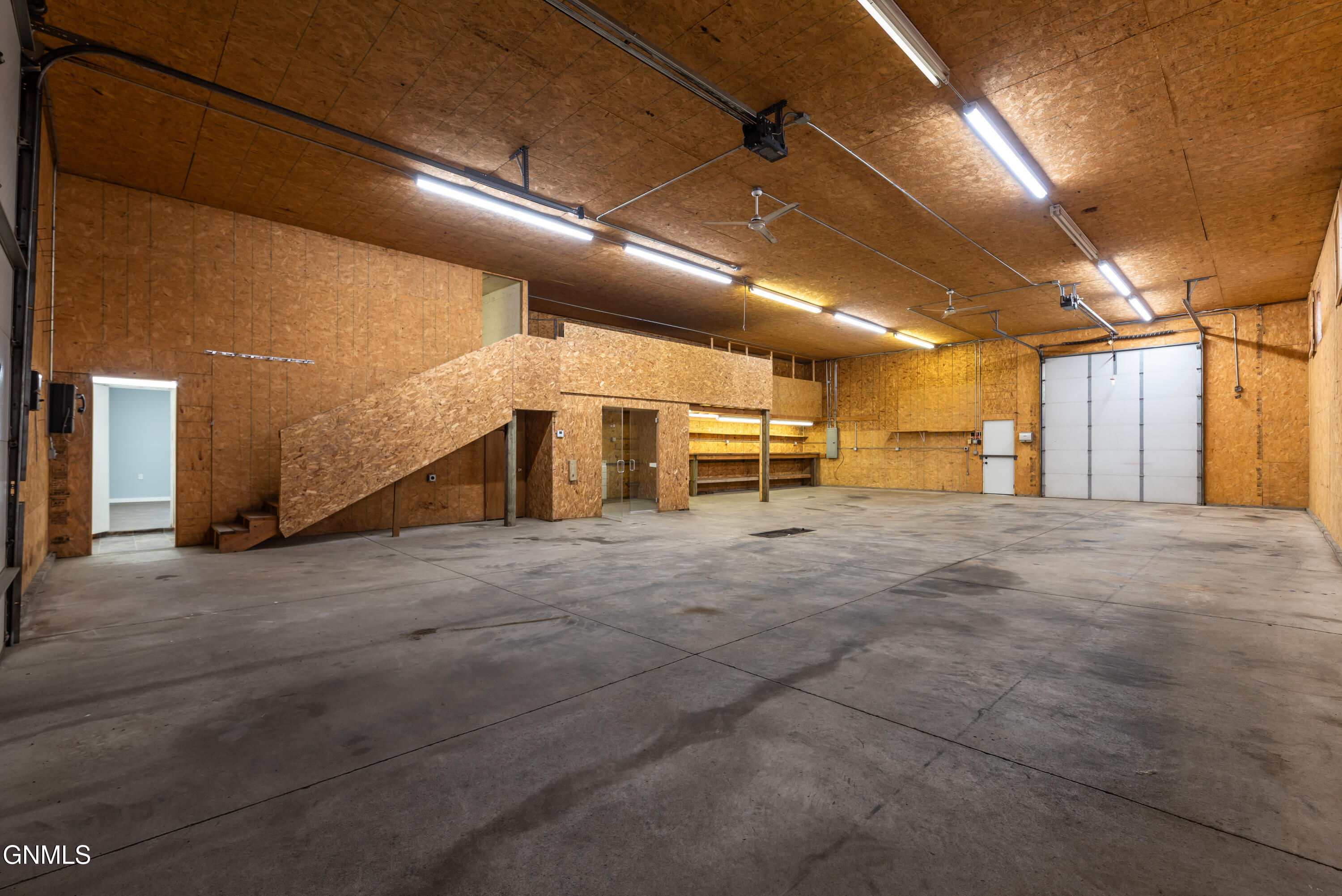 2401 Morrison Avenue