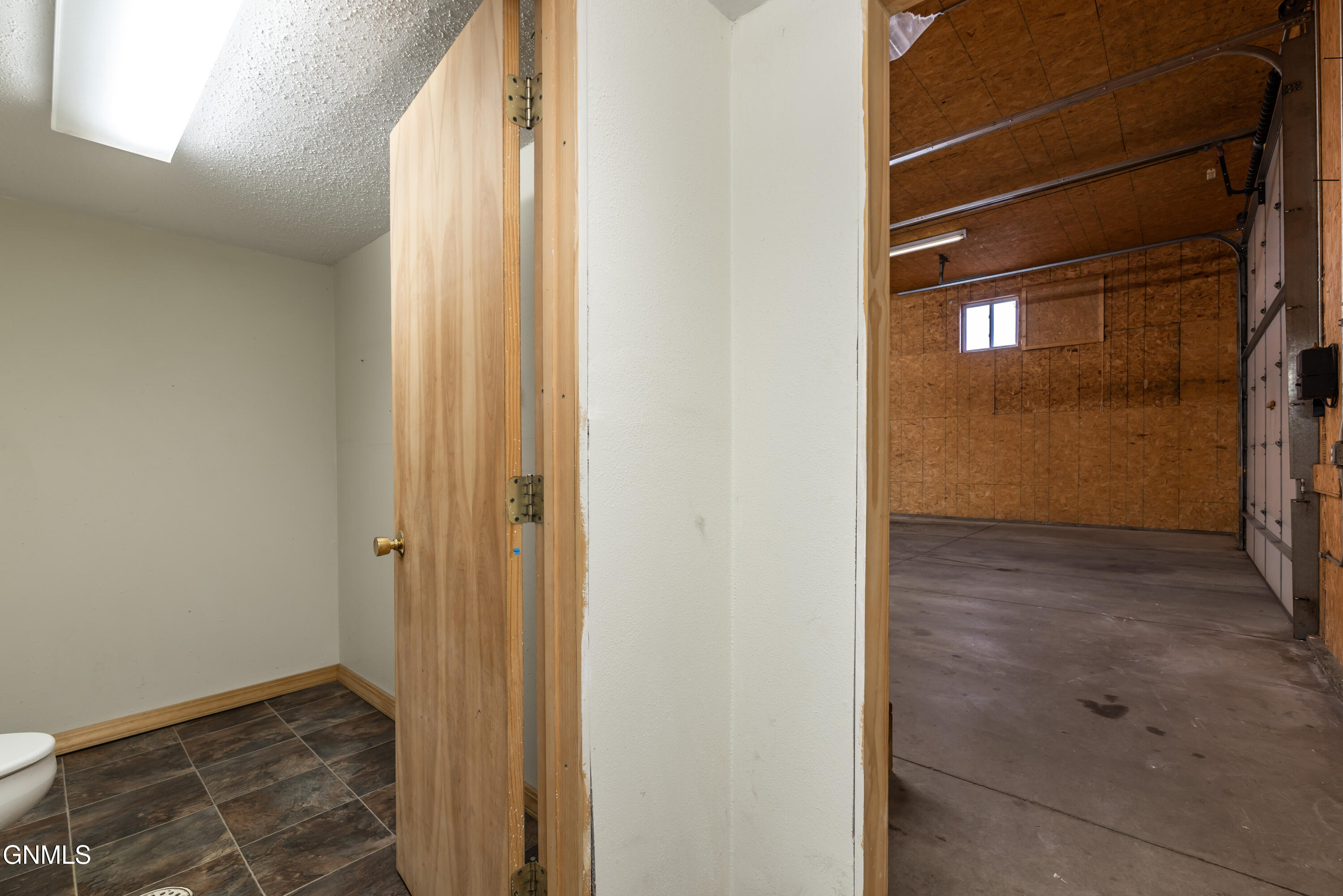 2401 Morrison Avenue