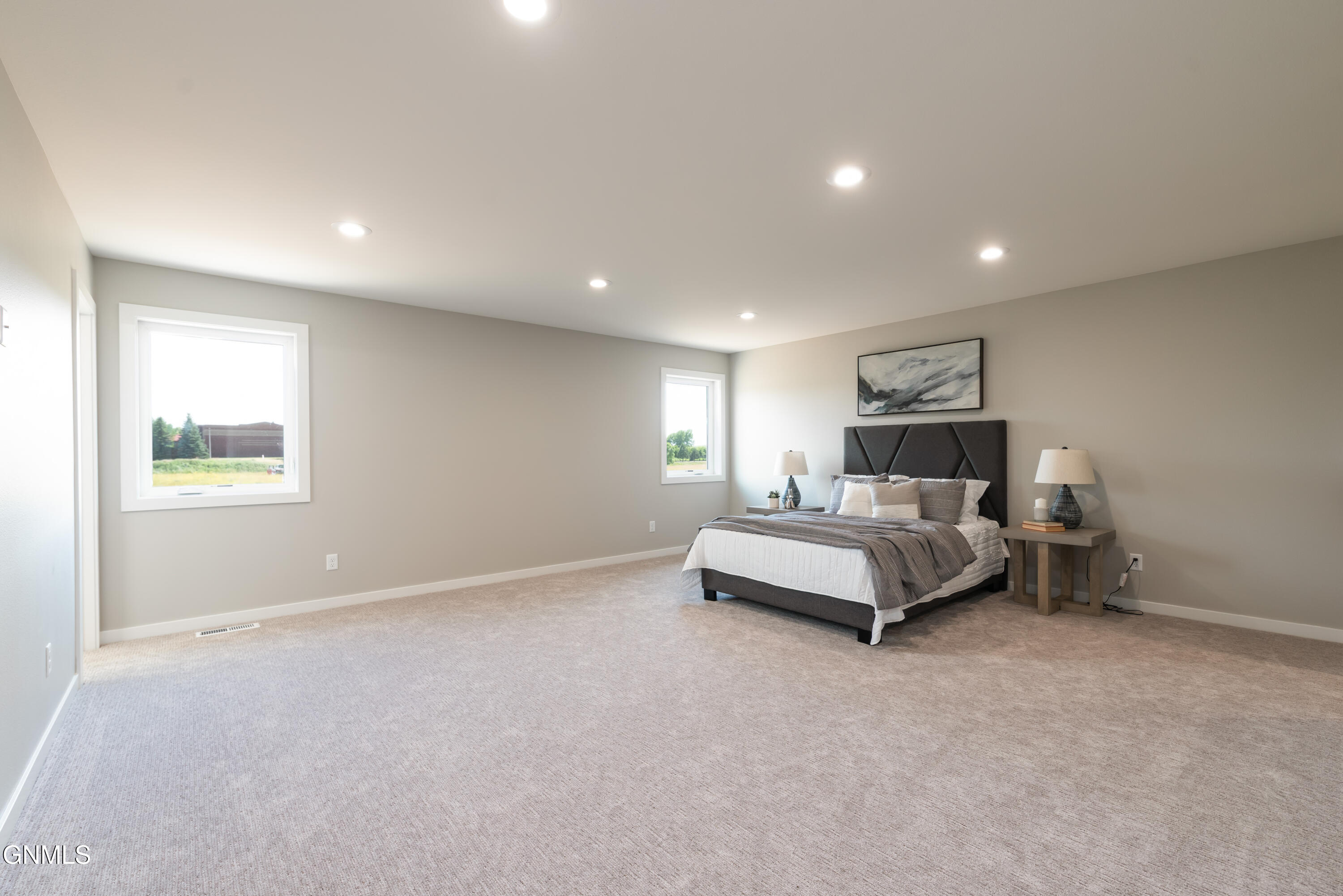 1710 Heart Rdg Lp SE