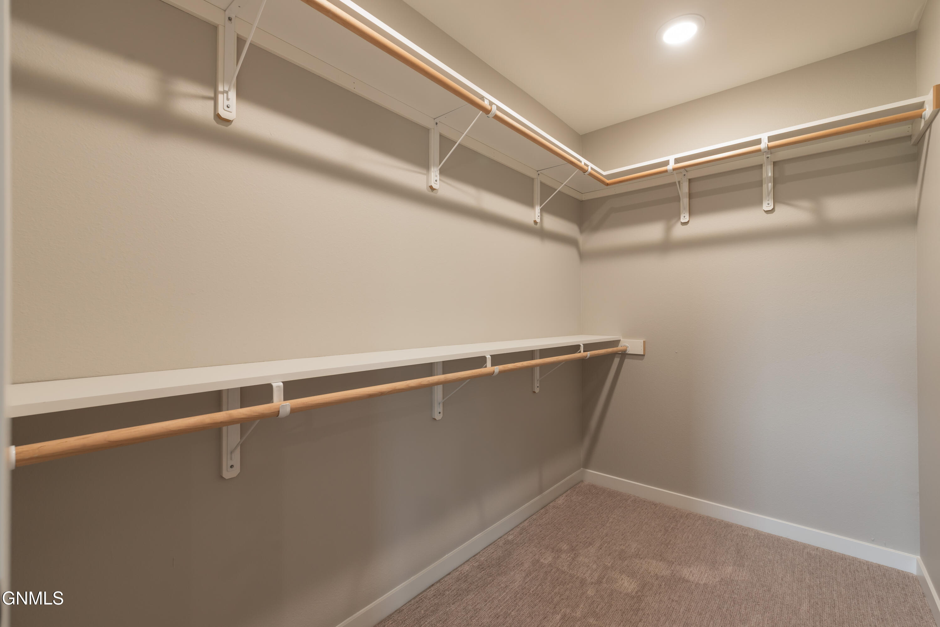 1710 Heart Rdg Lp SE