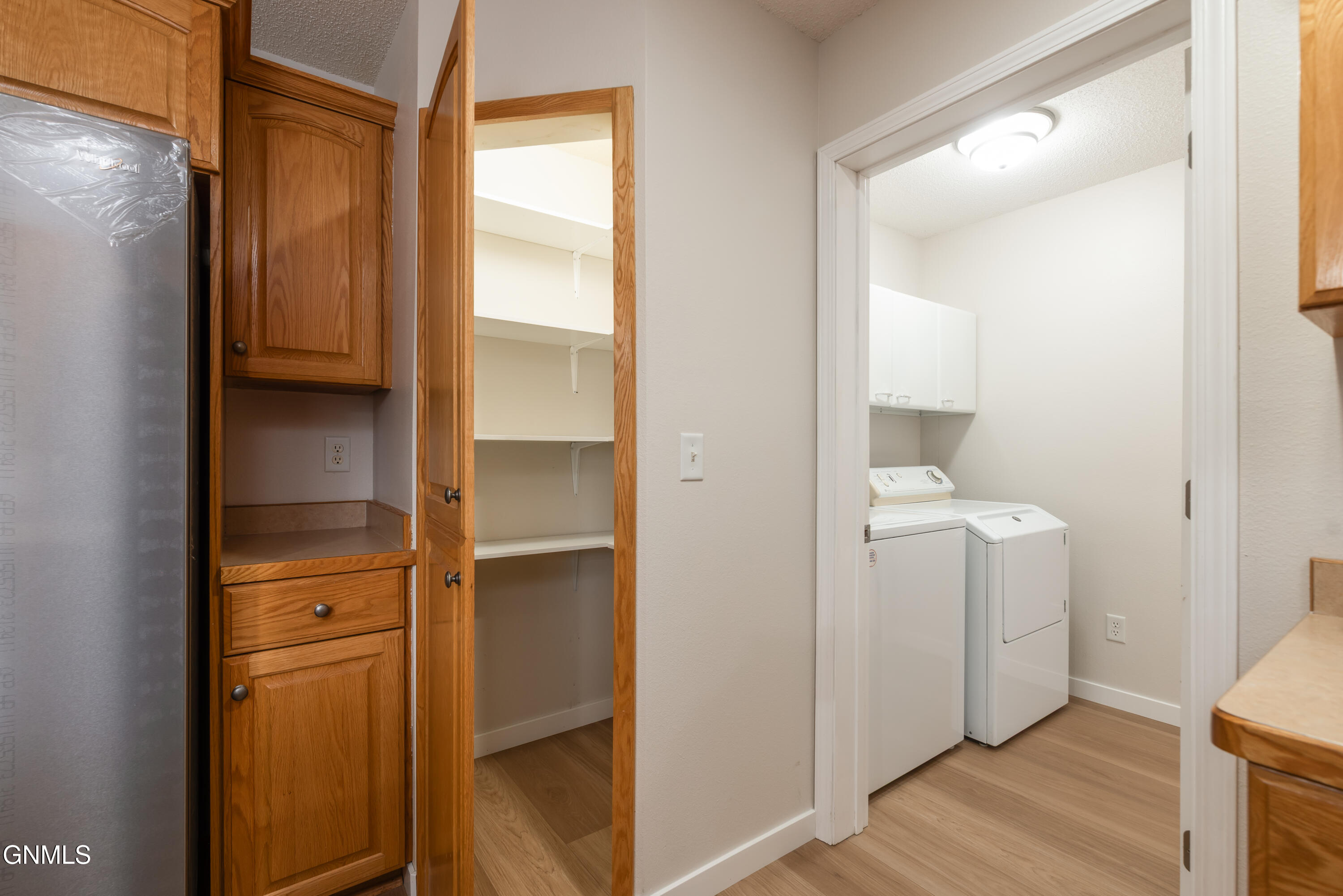 436 E Calgary Avenue