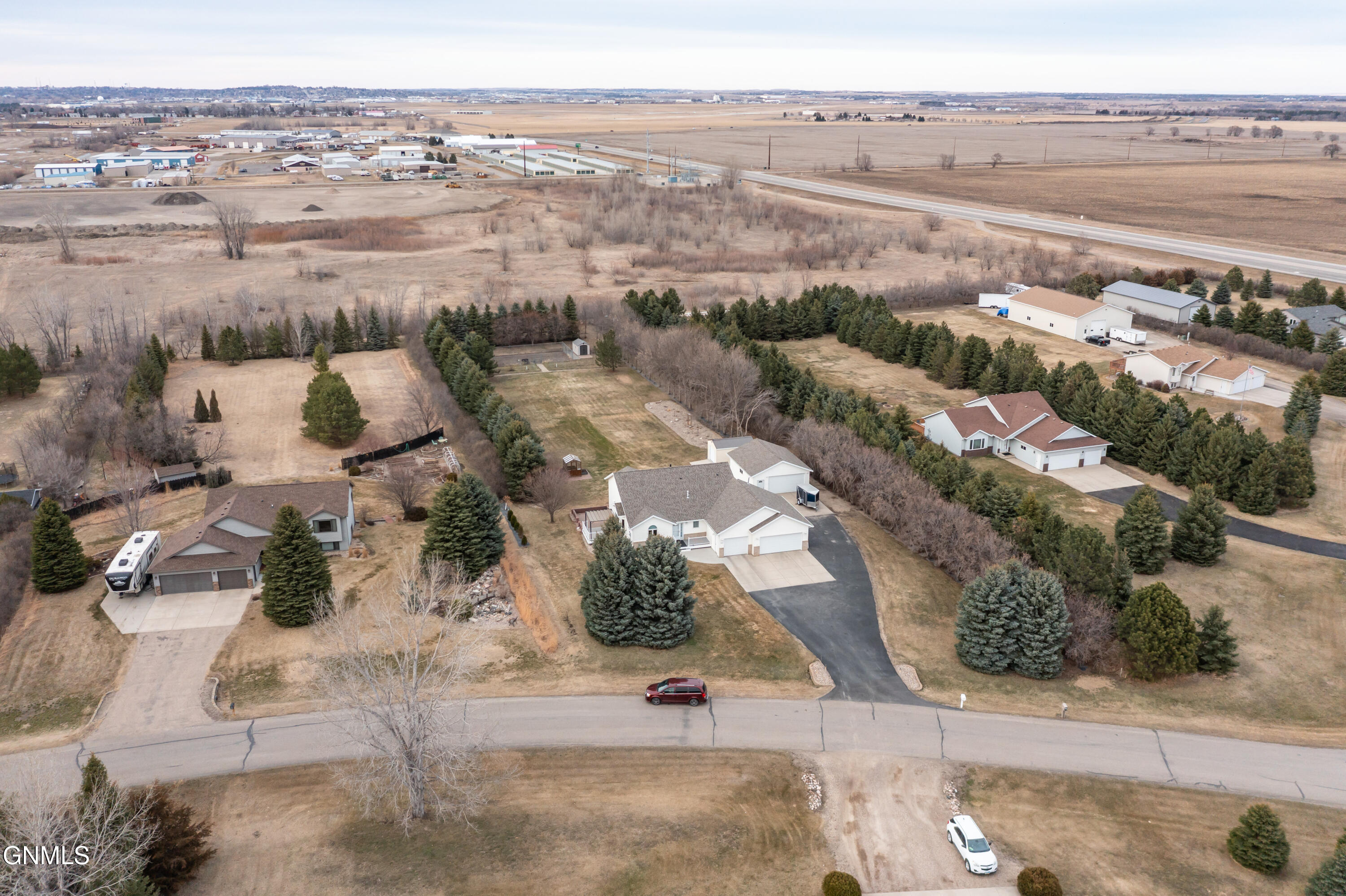 5292 Apple Creek Drive