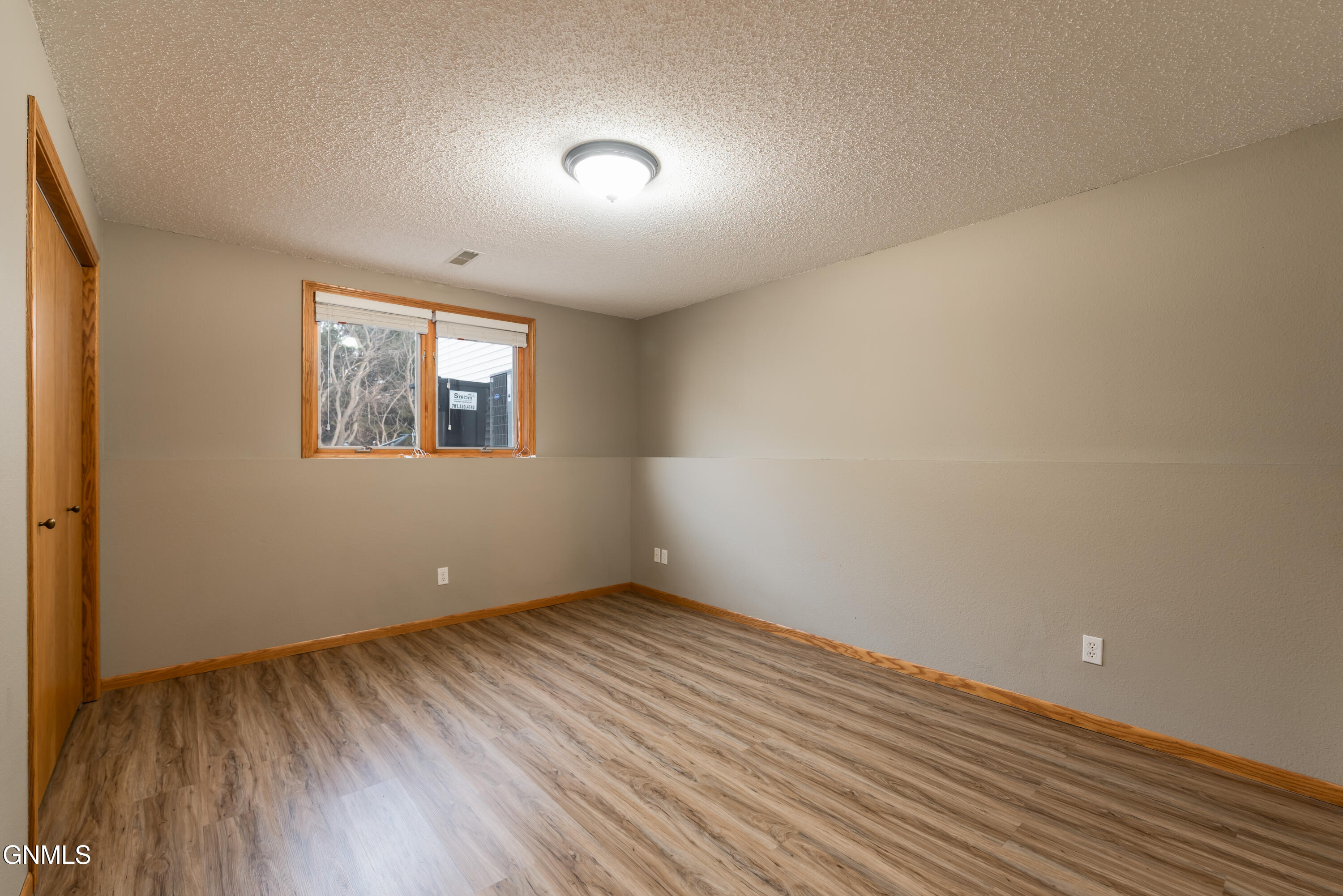 5292 Apple Creek Drive