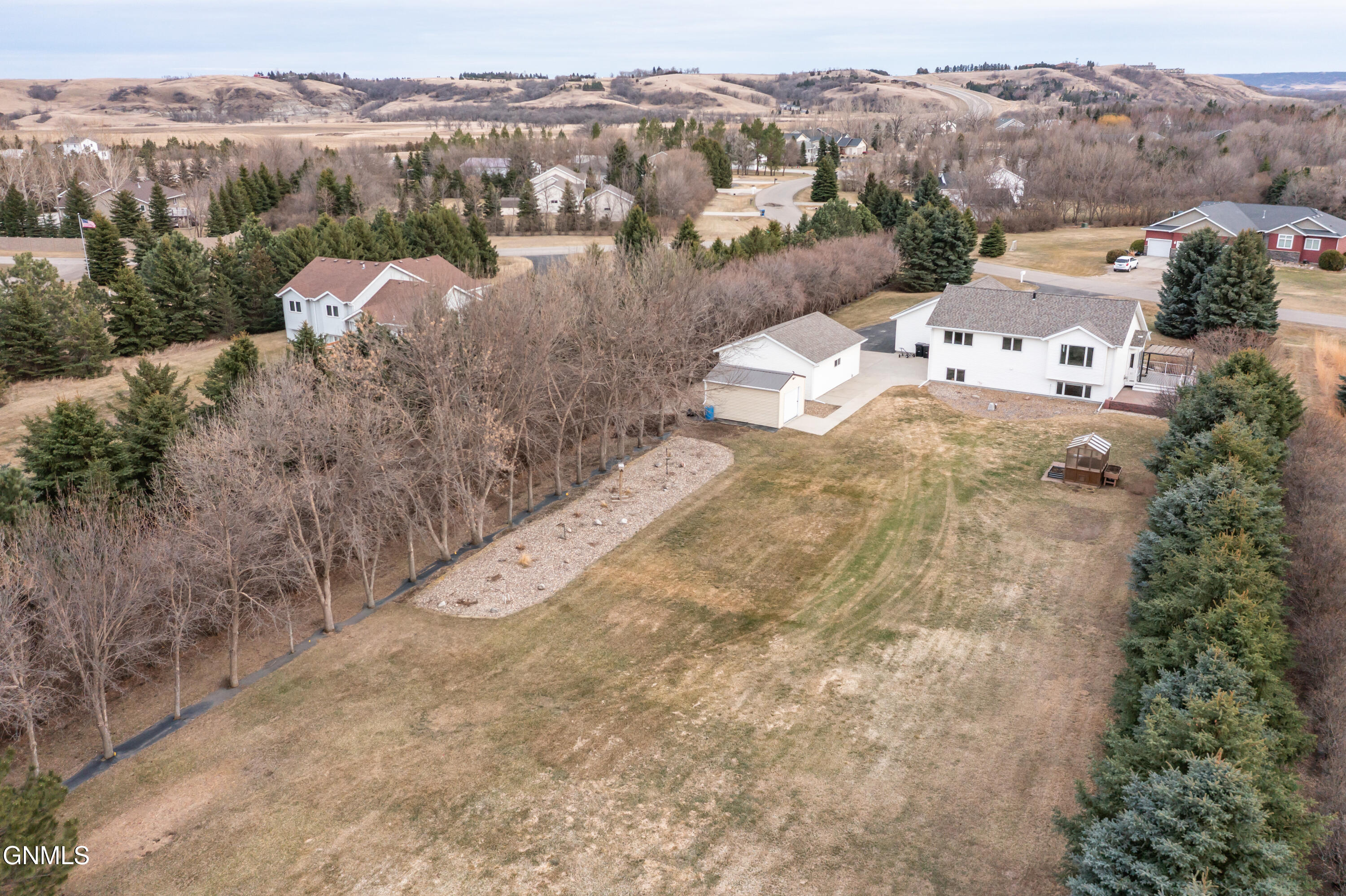5292 Apple Creek Drive