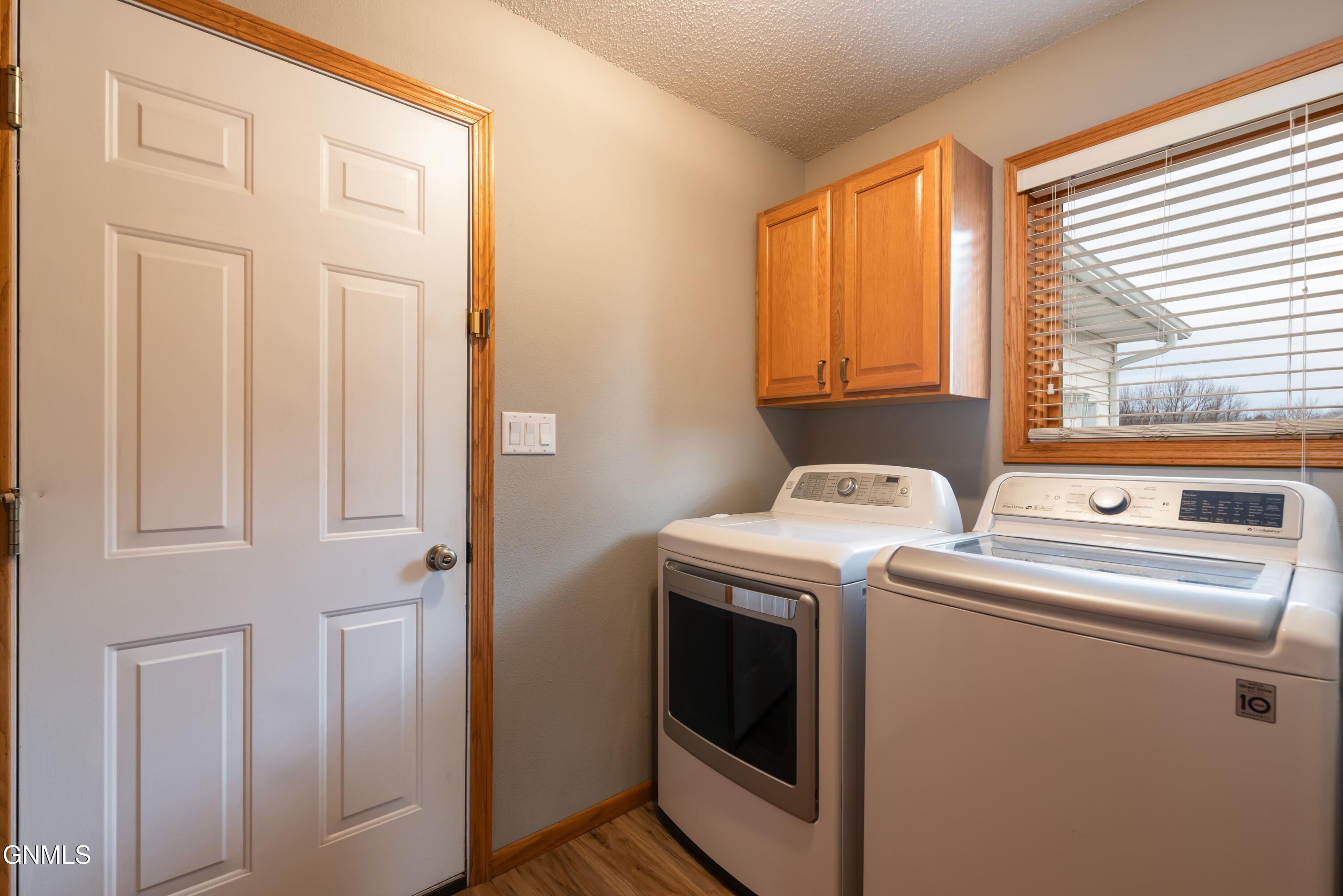 5292 Apple Creek Drive