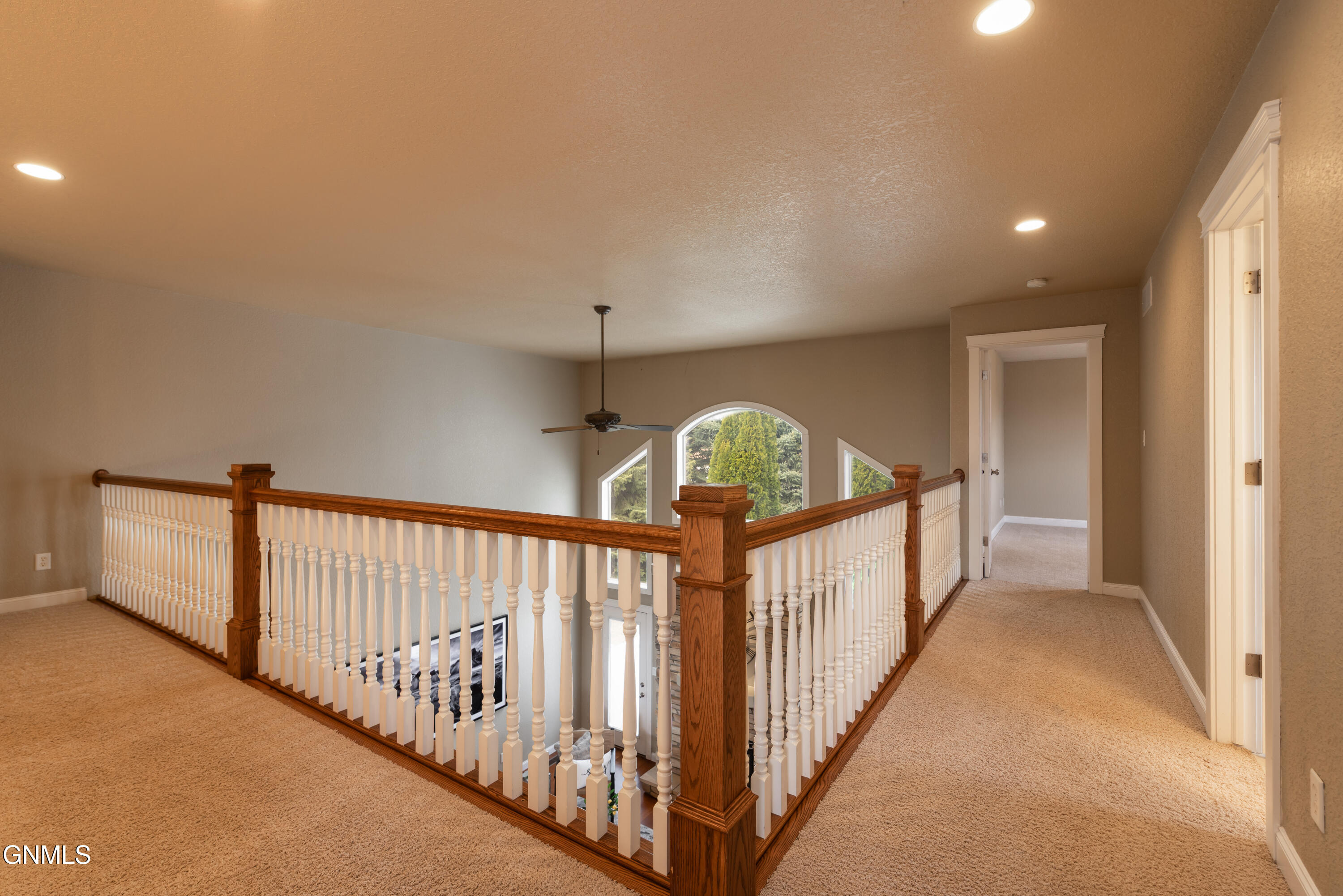 4912 Inlet Bay Drive SE