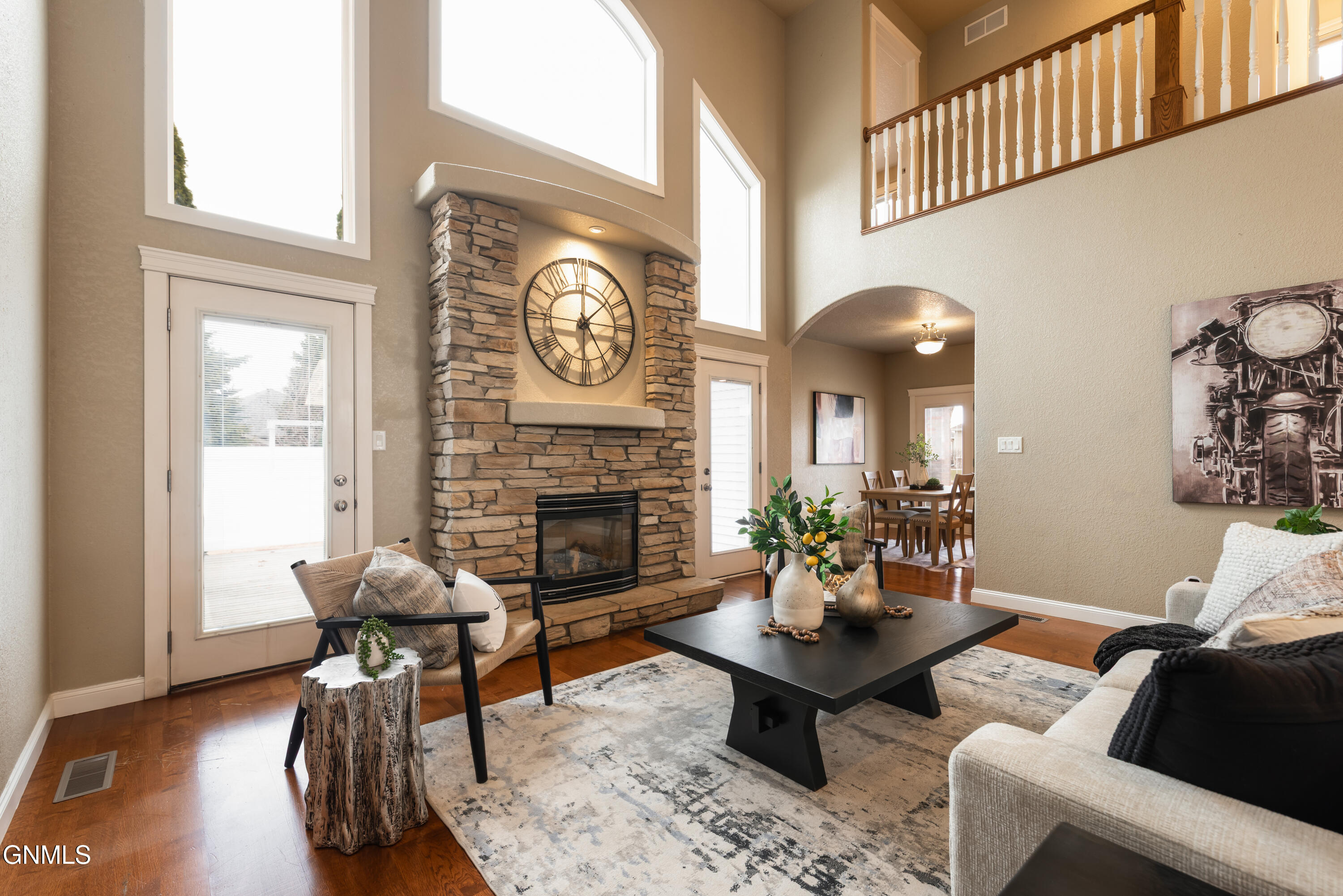 4912 Inlet Bay Drive SE