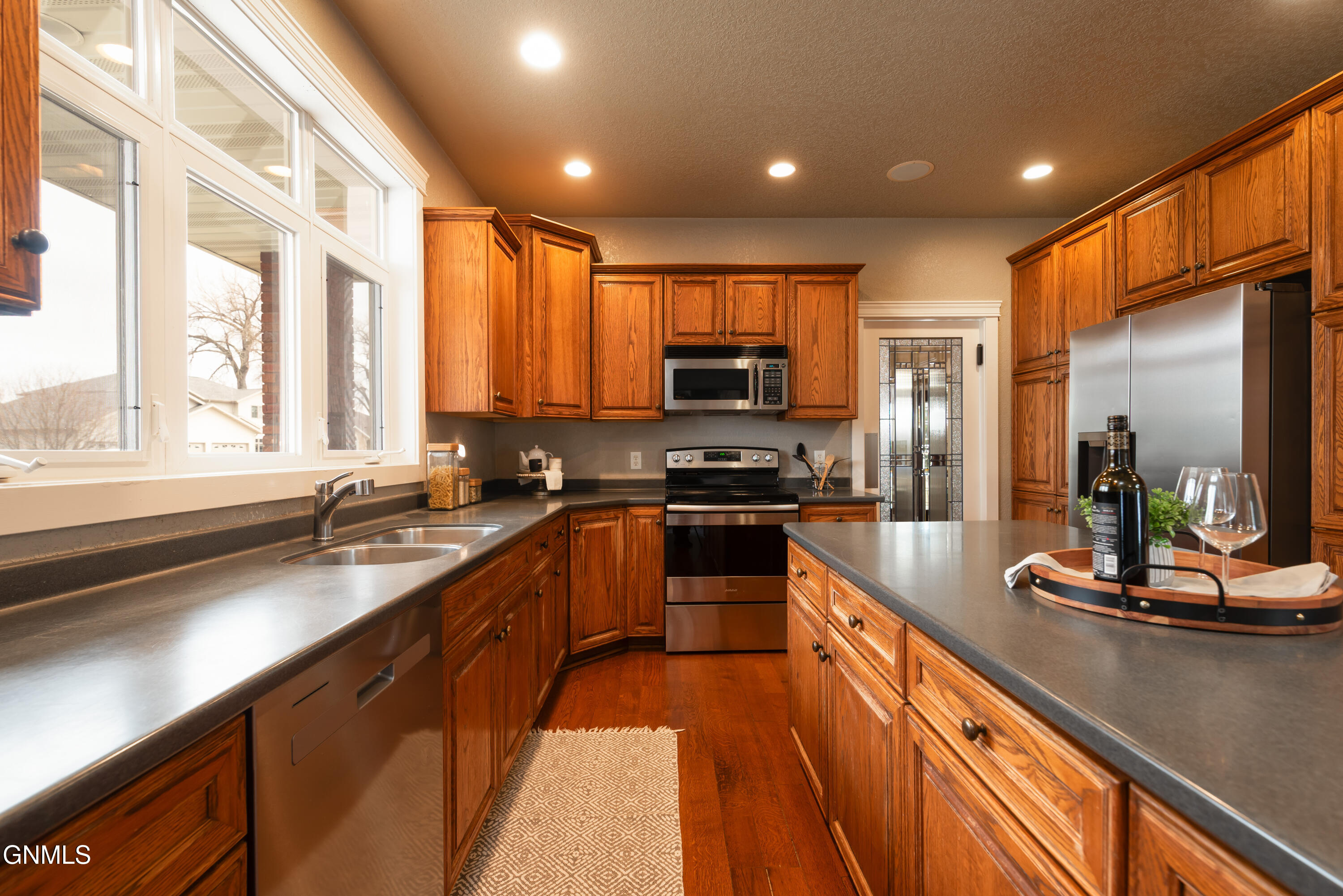 4912 Inlet Bay Drive SE