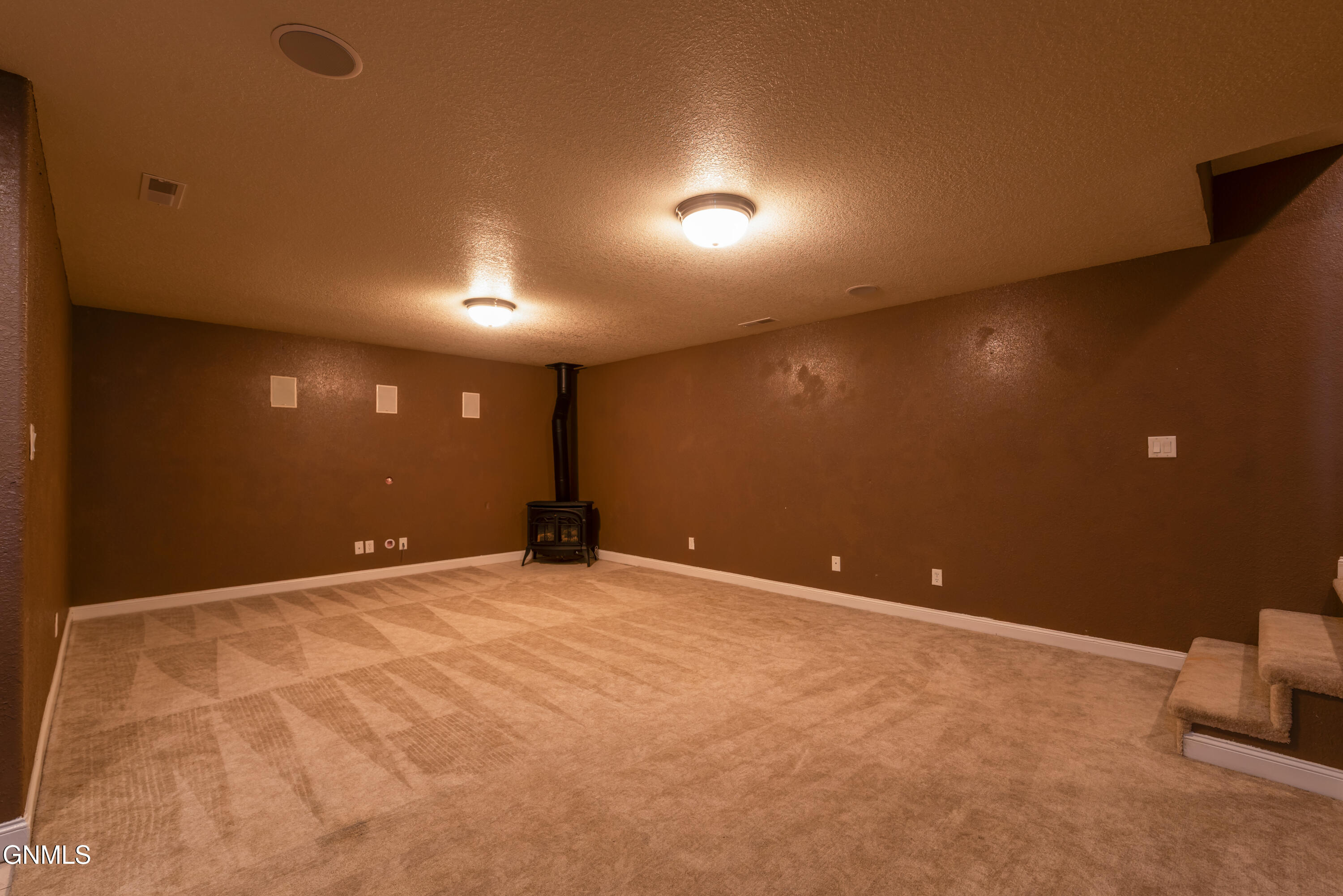 4912 Inlet Bay Drive SE