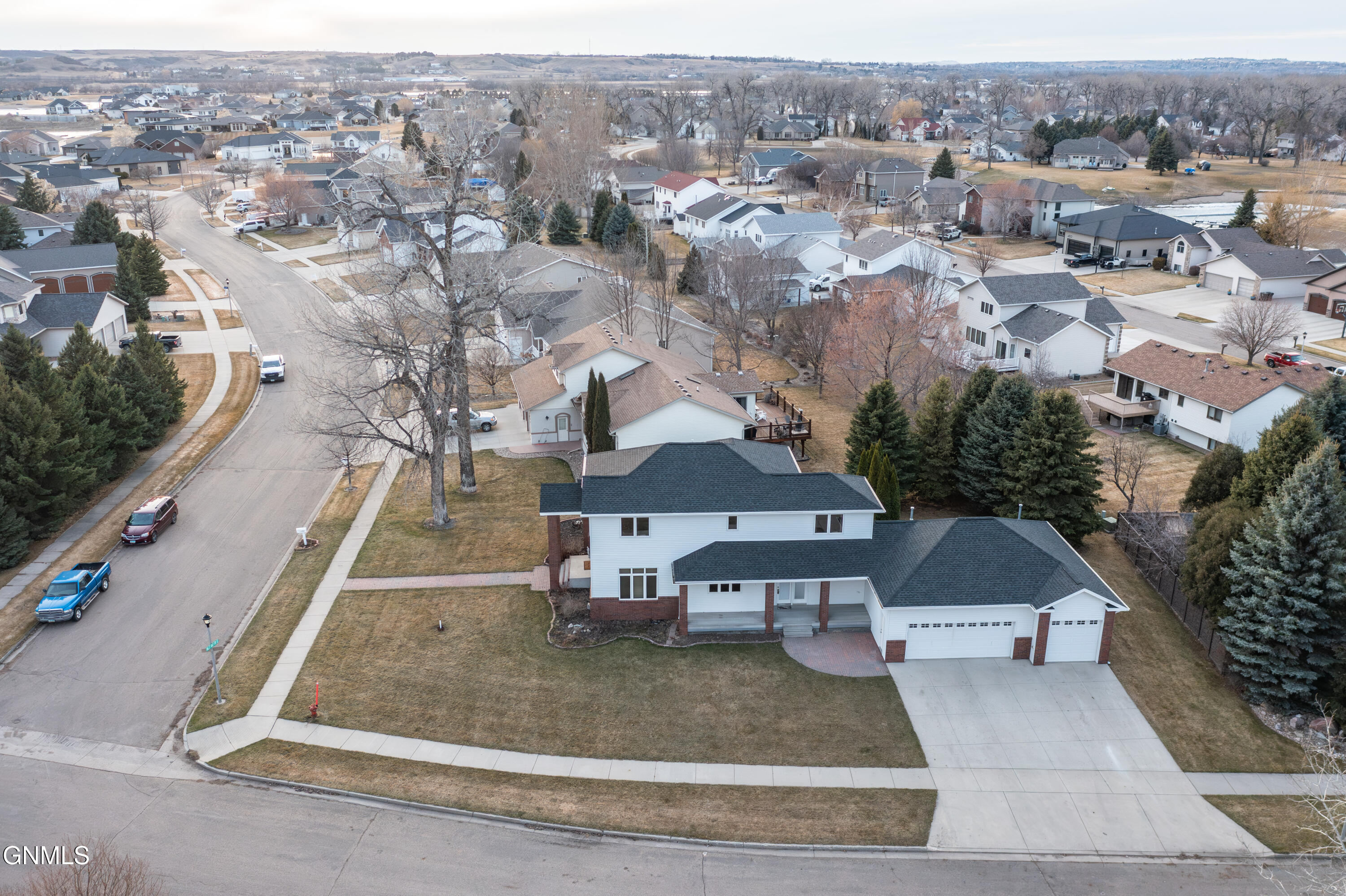 4912 Inlet Bay Drive SE