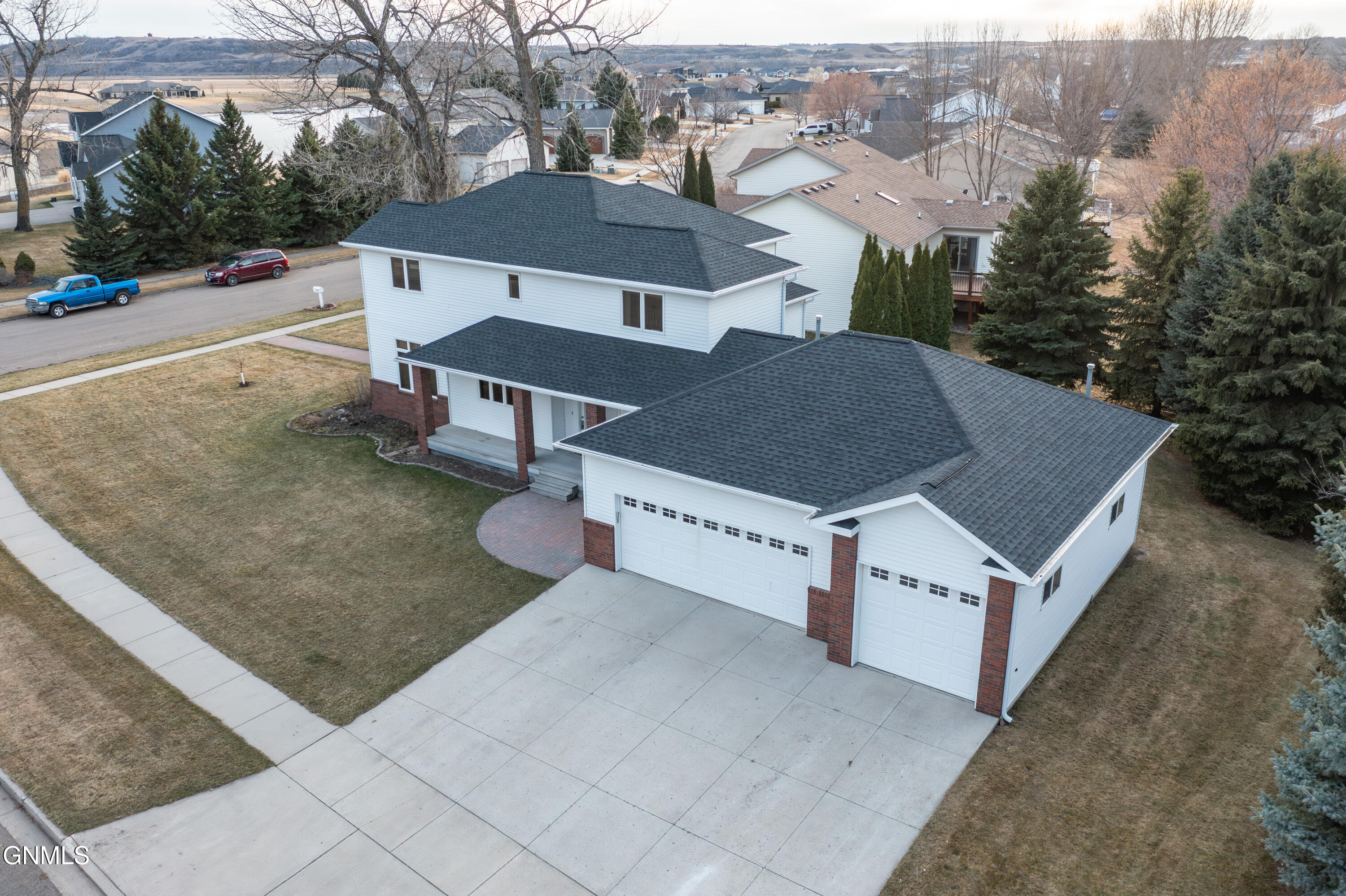 4912 Inlet Bay Drive SE