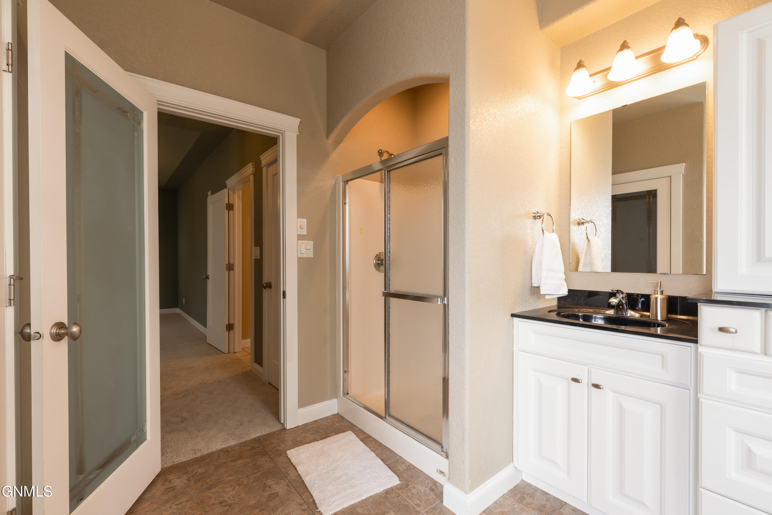 4912 Inlet Bay Drive SE