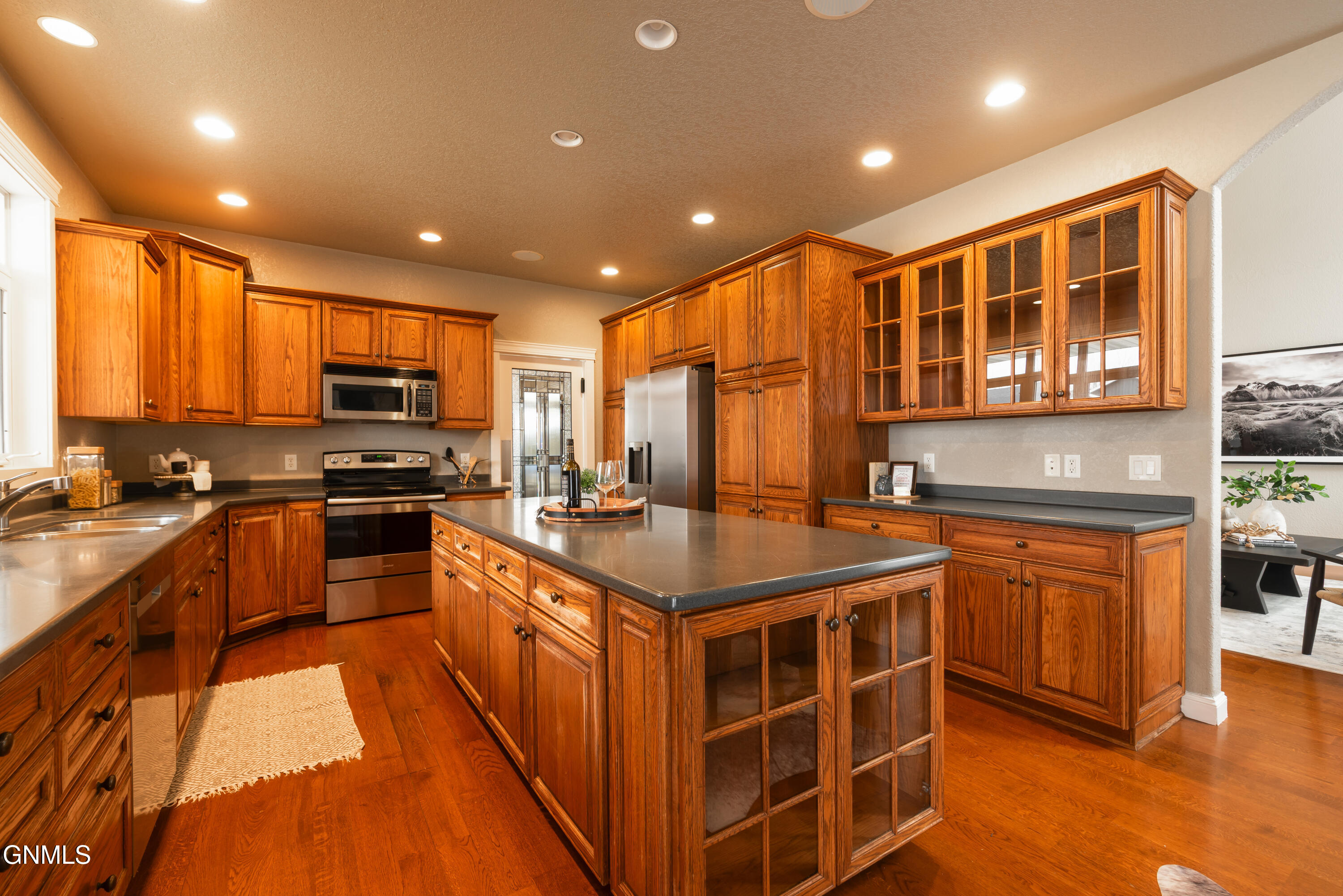 4912 Inlet Bay Drive SE