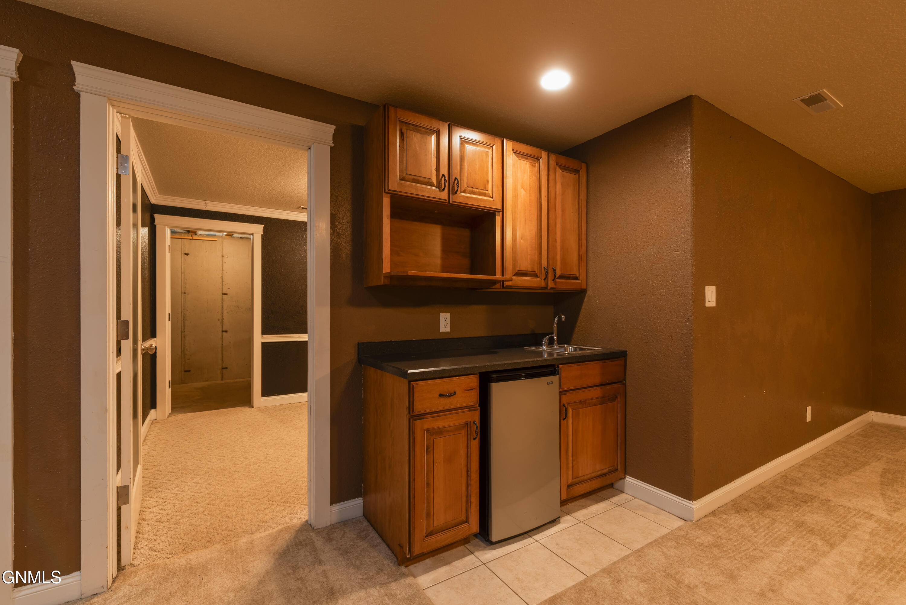 4912 Inlet Bay Drive SE