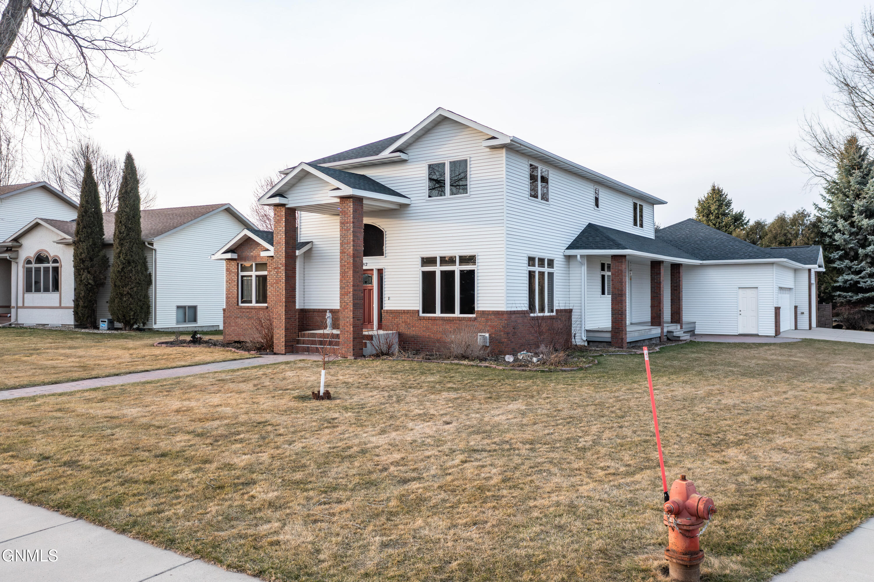 4912 Inlet Bay Drive SE