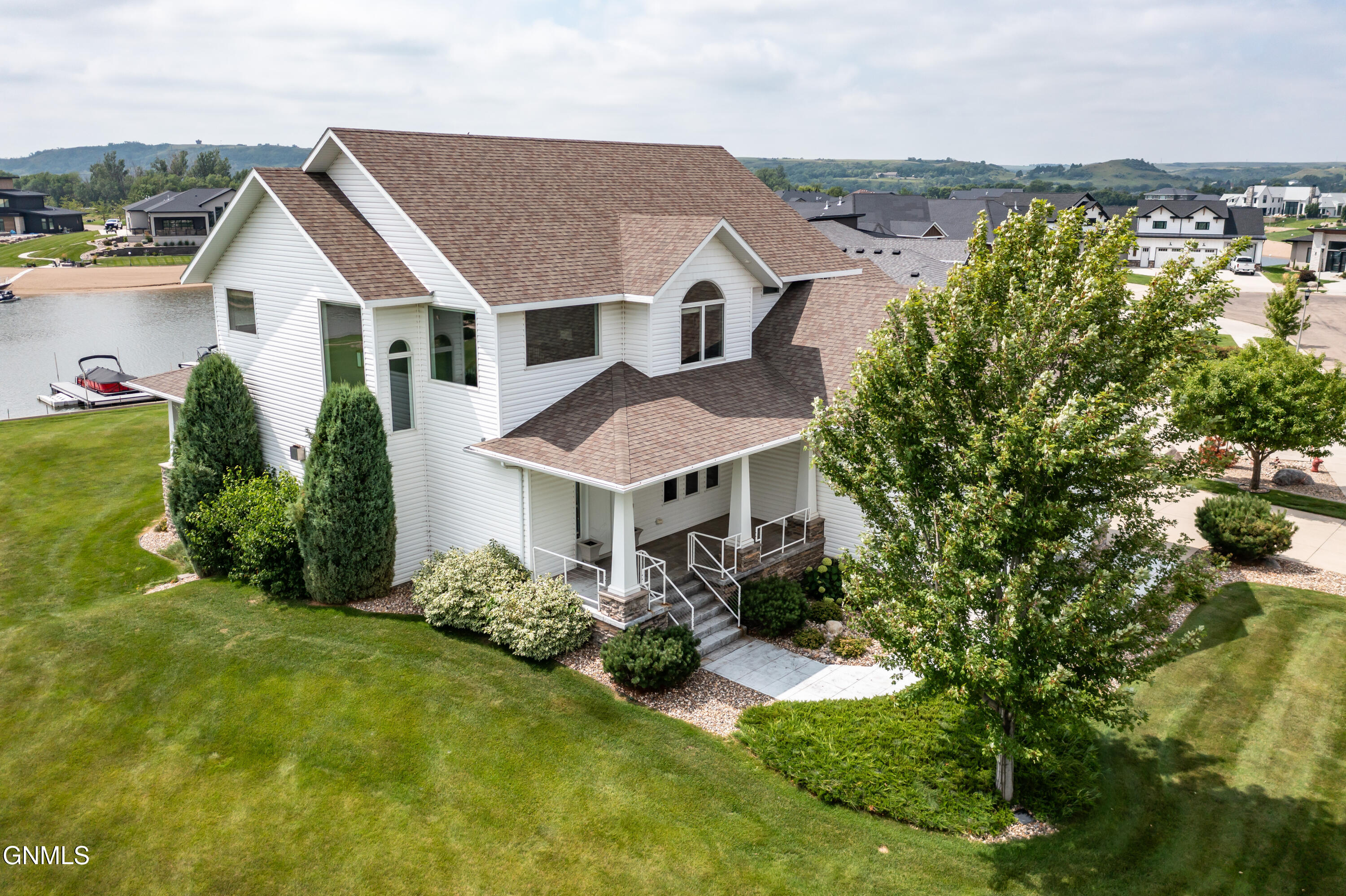 4303 Borden Harbor Place SE