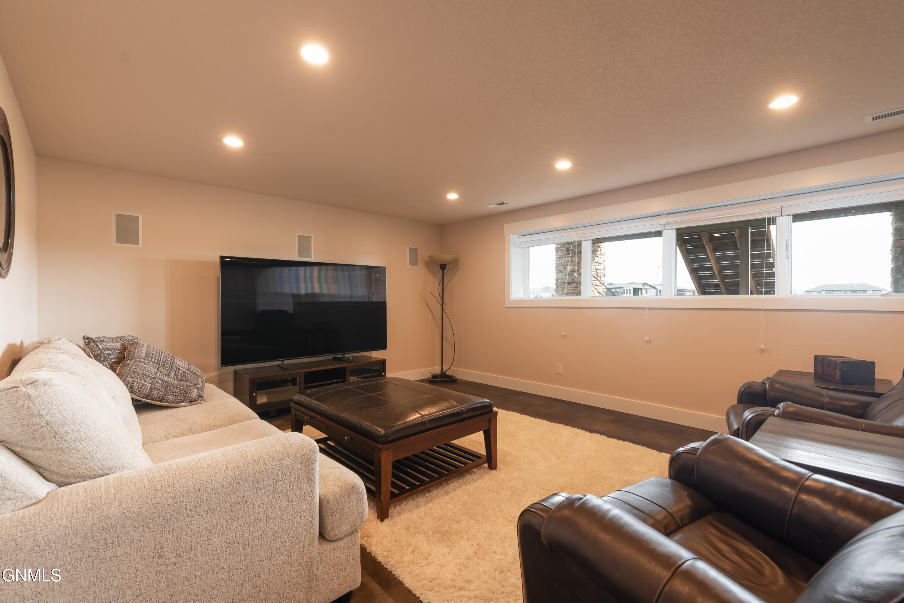 4303 Borden Harbor Place SE