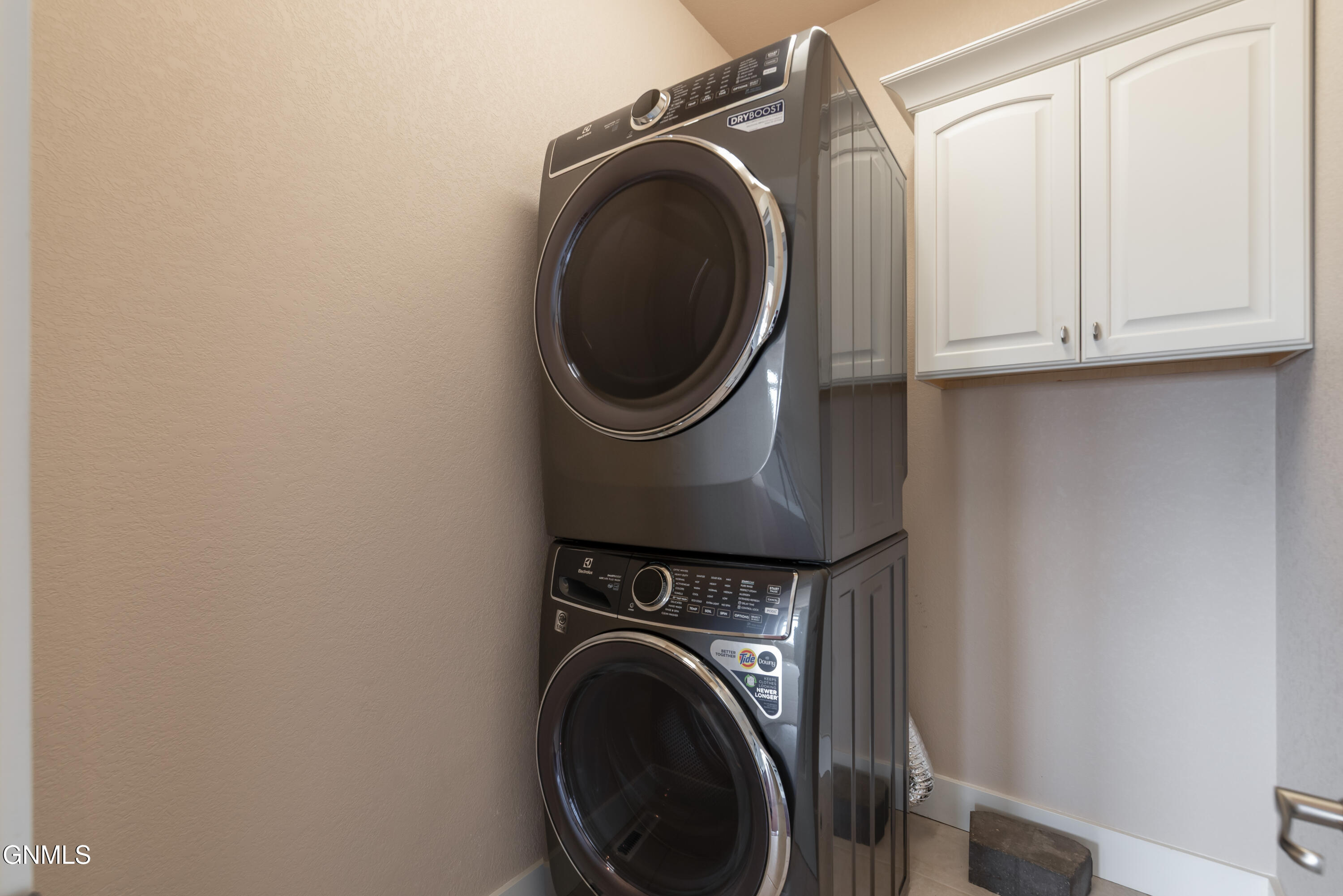 4303 Borden Harbor Place SE