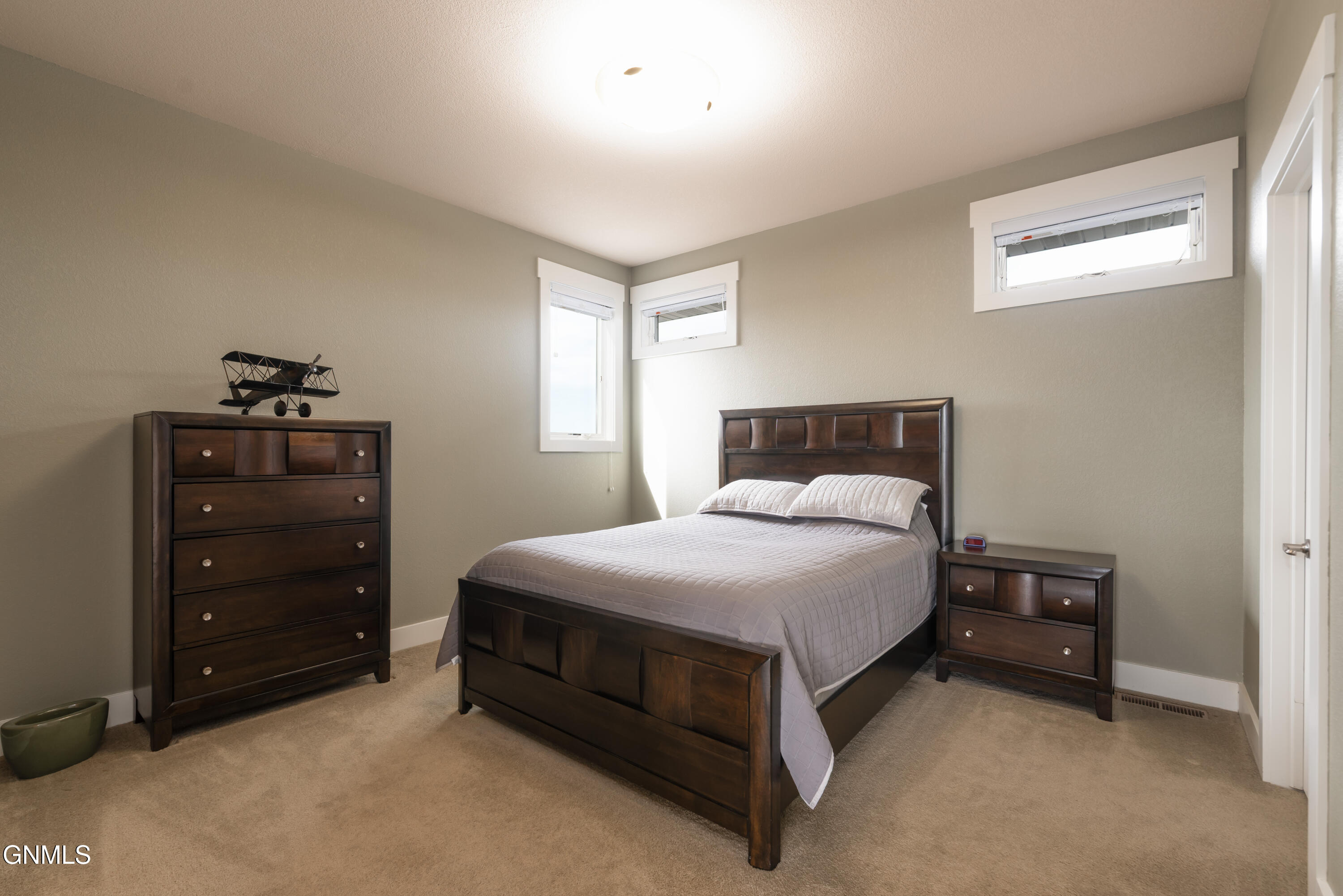 4303 Borden Harbor Place SE