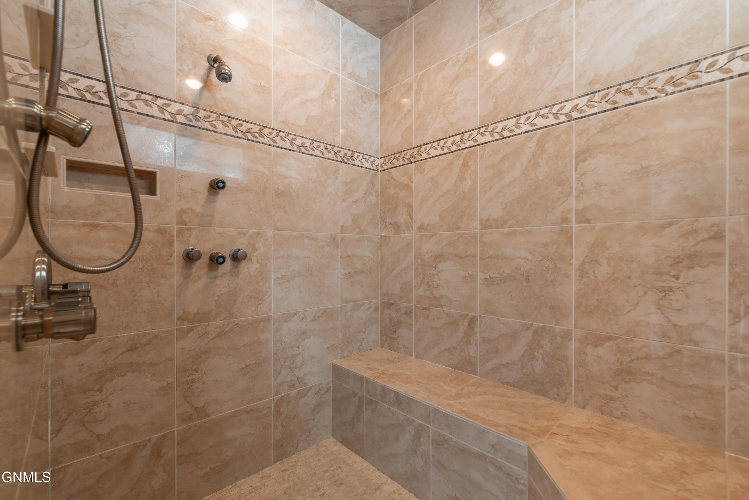 4303 Borden Harbor Place SE