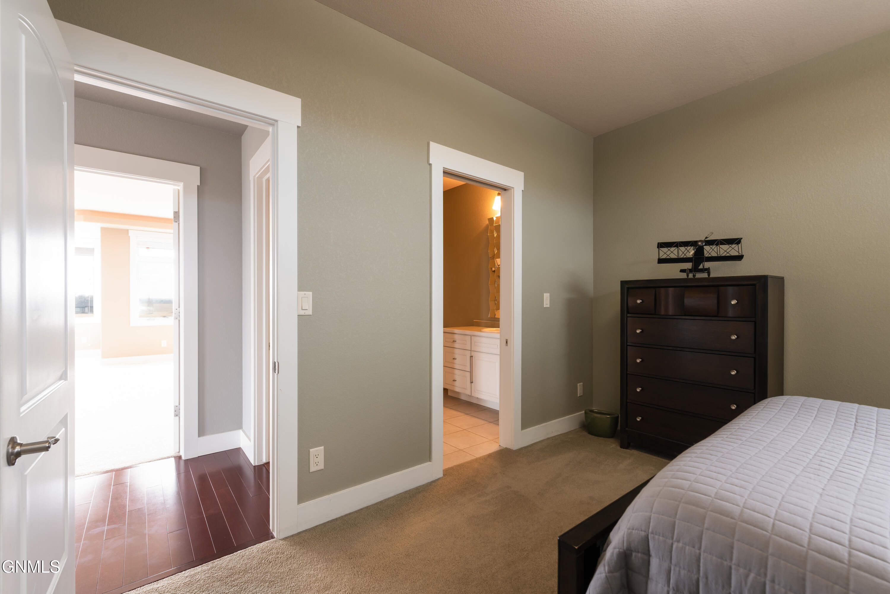 4303 Borden Harbor Place SE