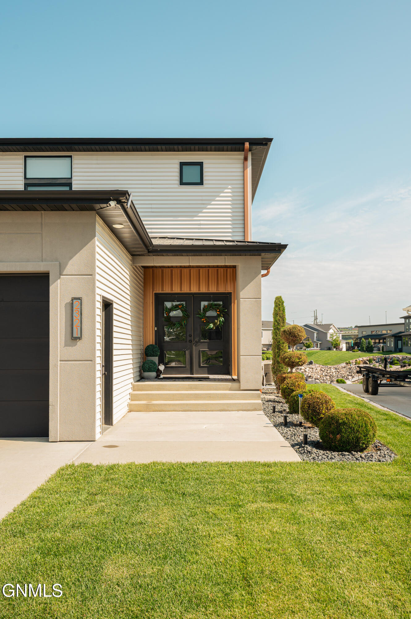 2321 Bayview Court