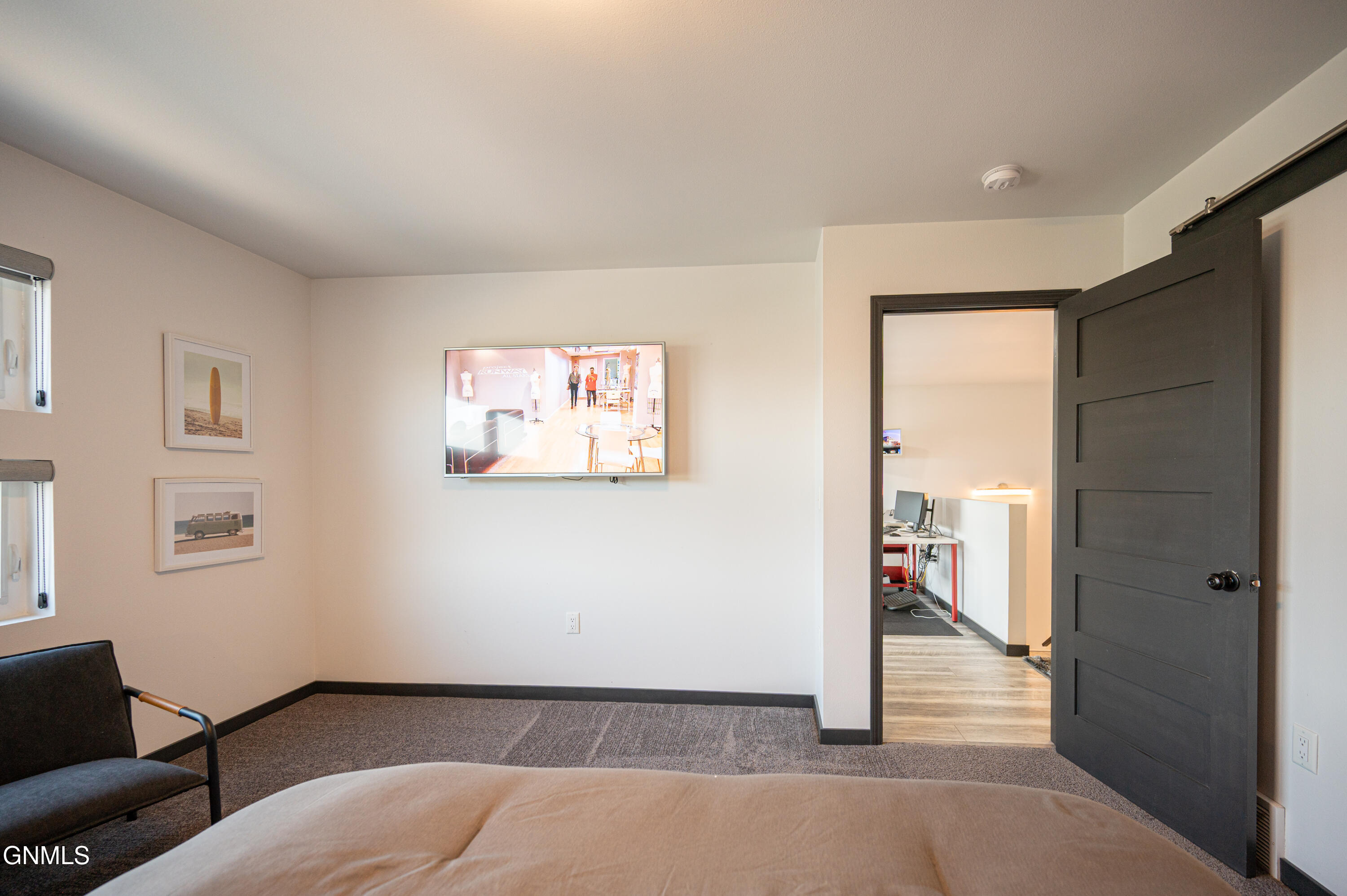 2321 Bayview Court