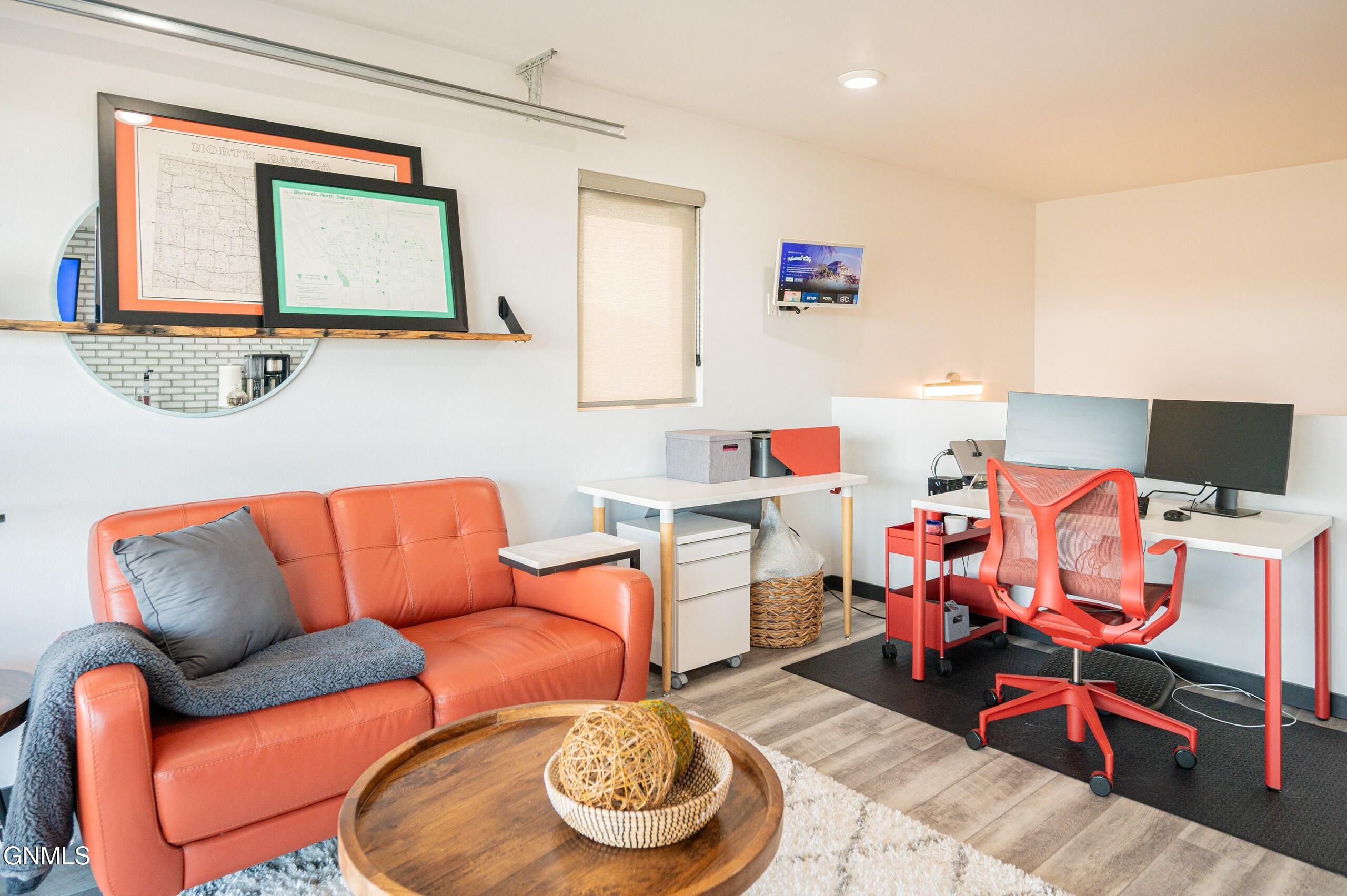 2321 Bayview Court