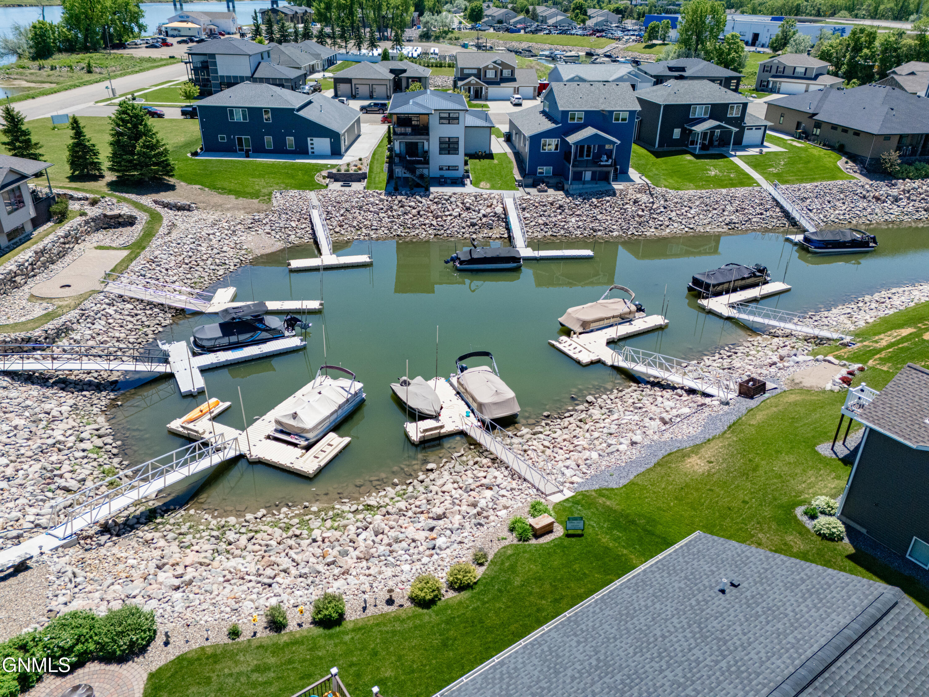2321 Bayview Court