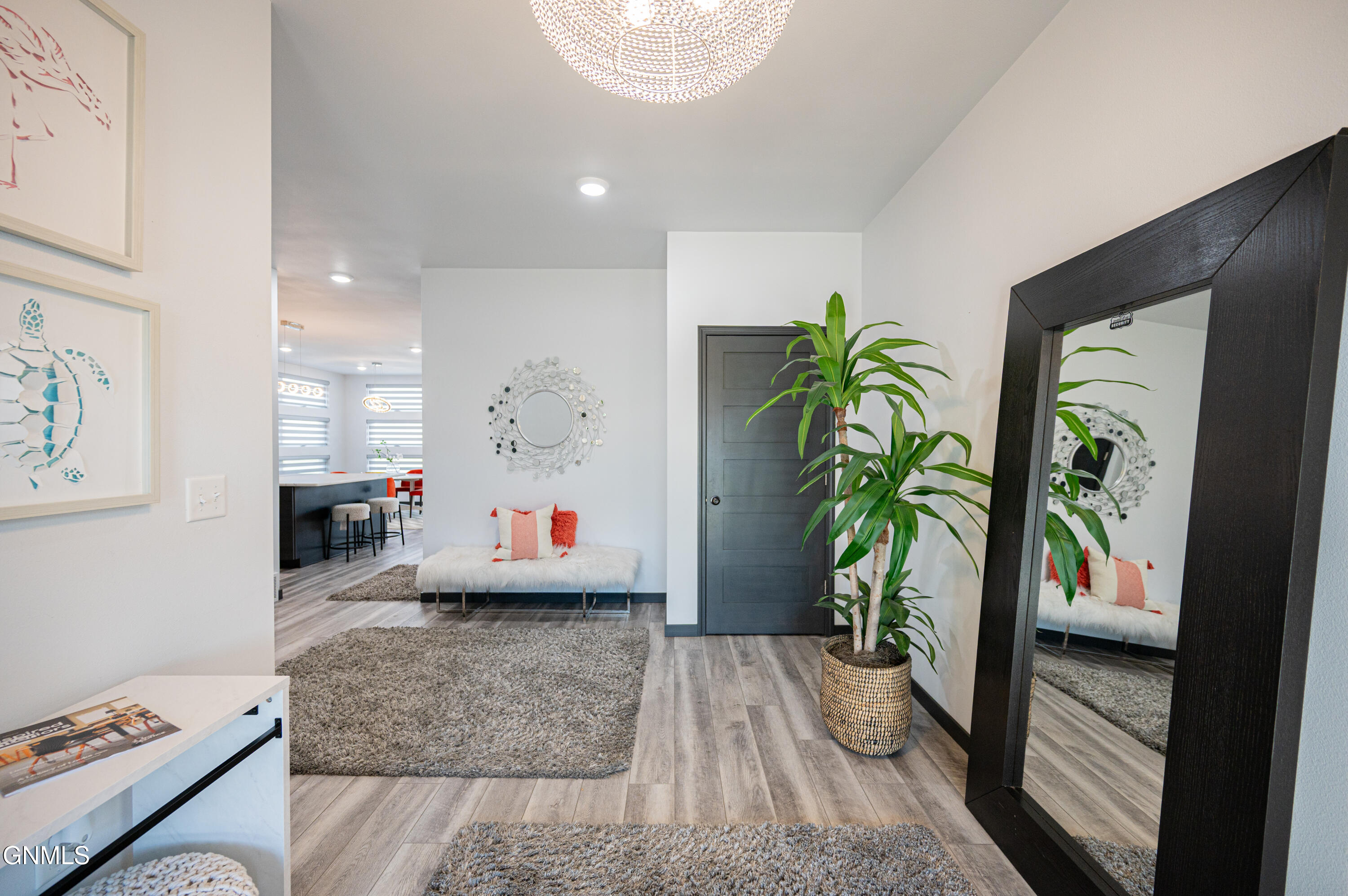 2321 Bayview Court