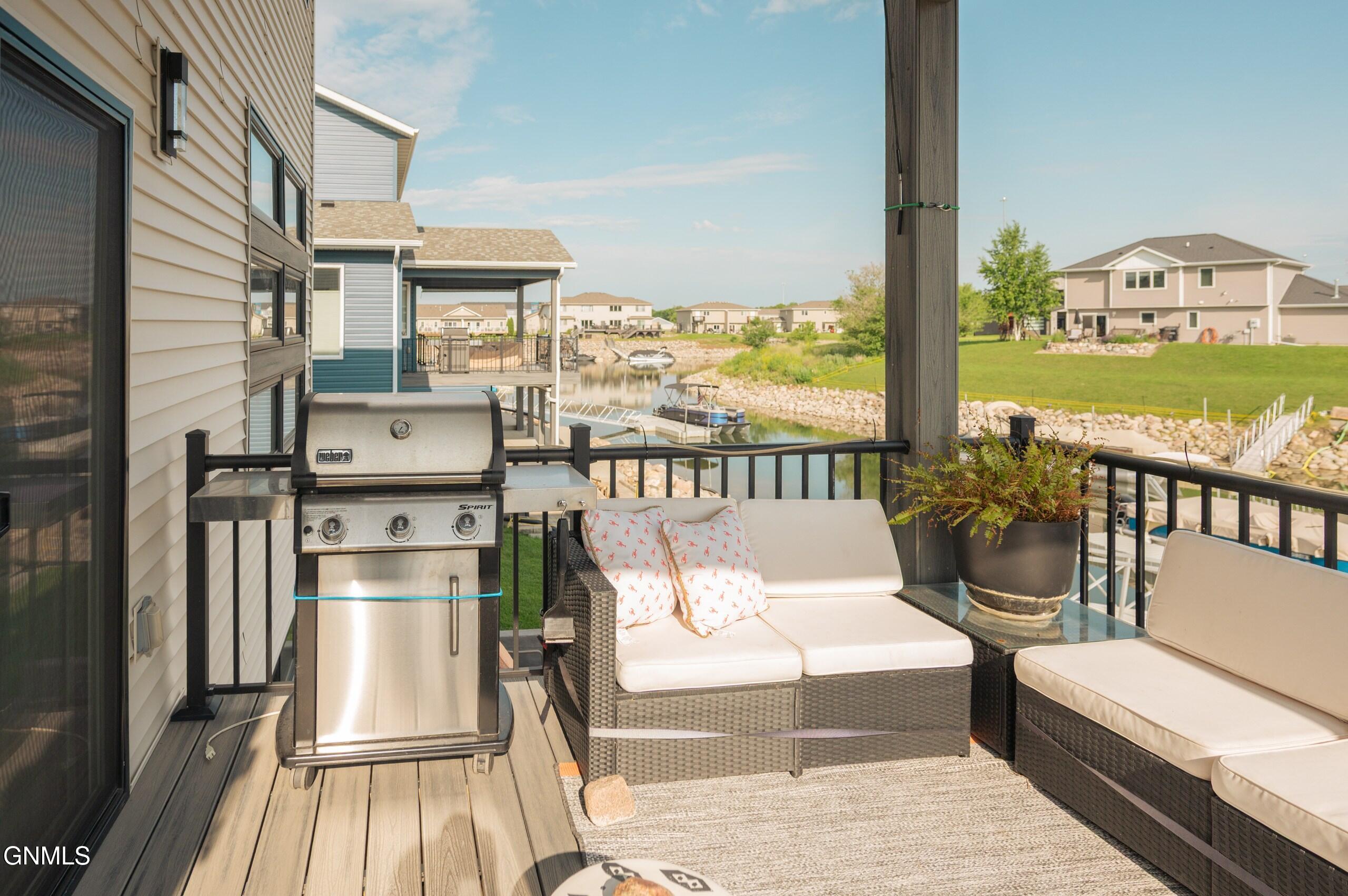 2321 Bayview Court