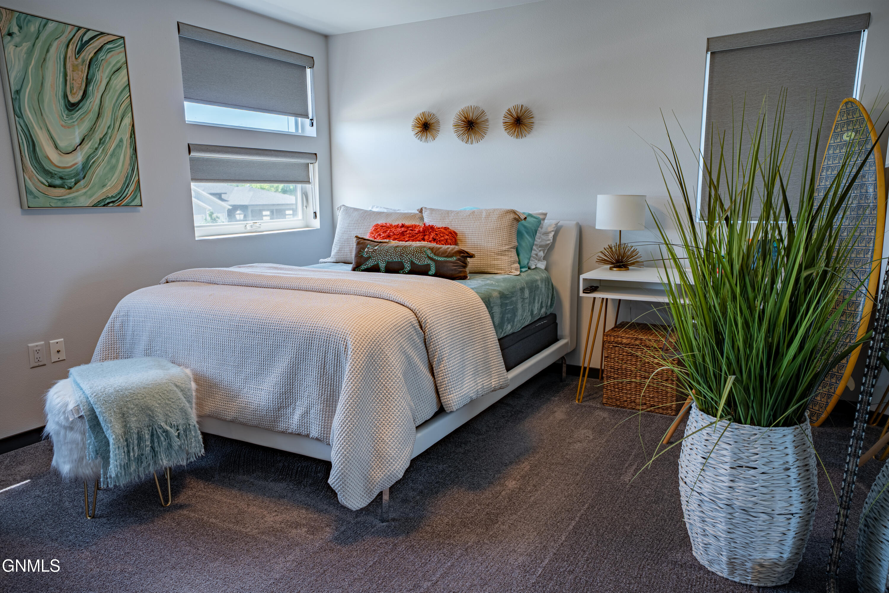 2321 Bayview Court